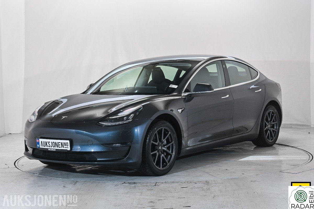 TESLA Model 3 LRDM AWD PANORAMA PREMIUM LYD & INTERIØR