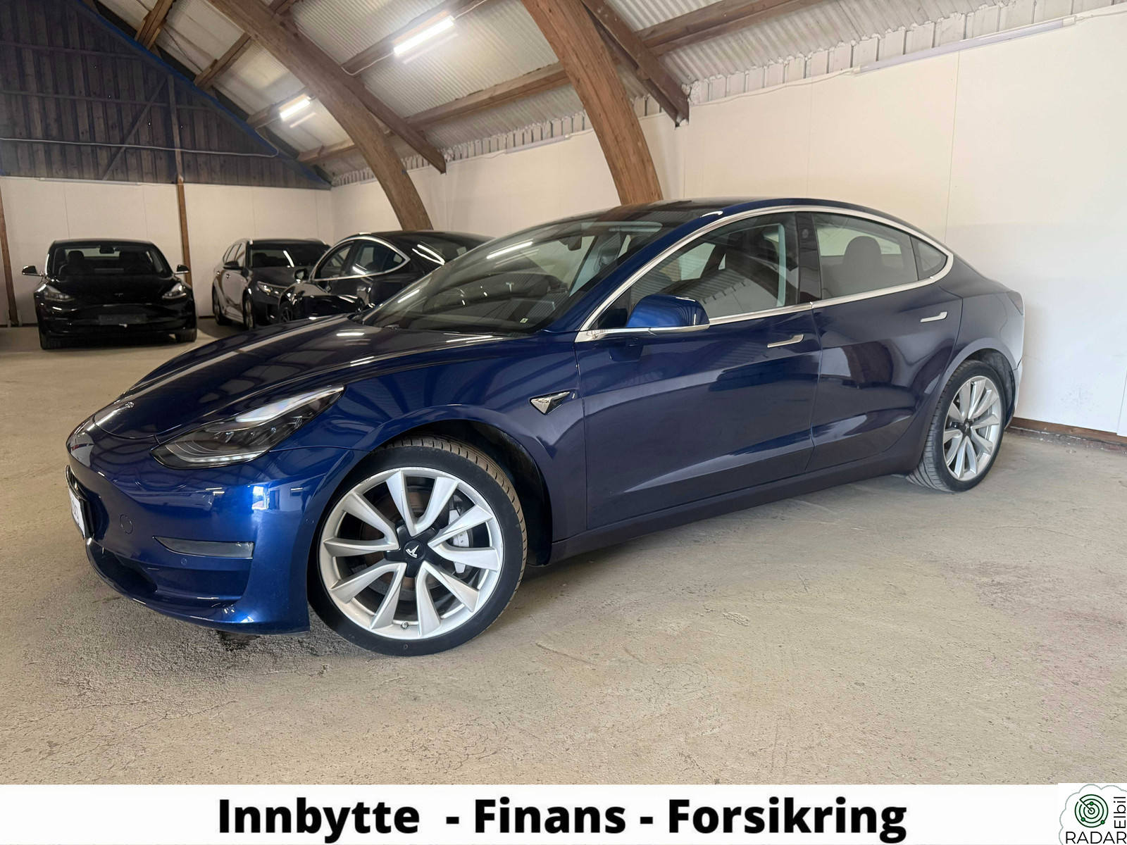 TESLA Model 3 LONG RANGE - LAV KM - PREMIUM - AUTOPILOT