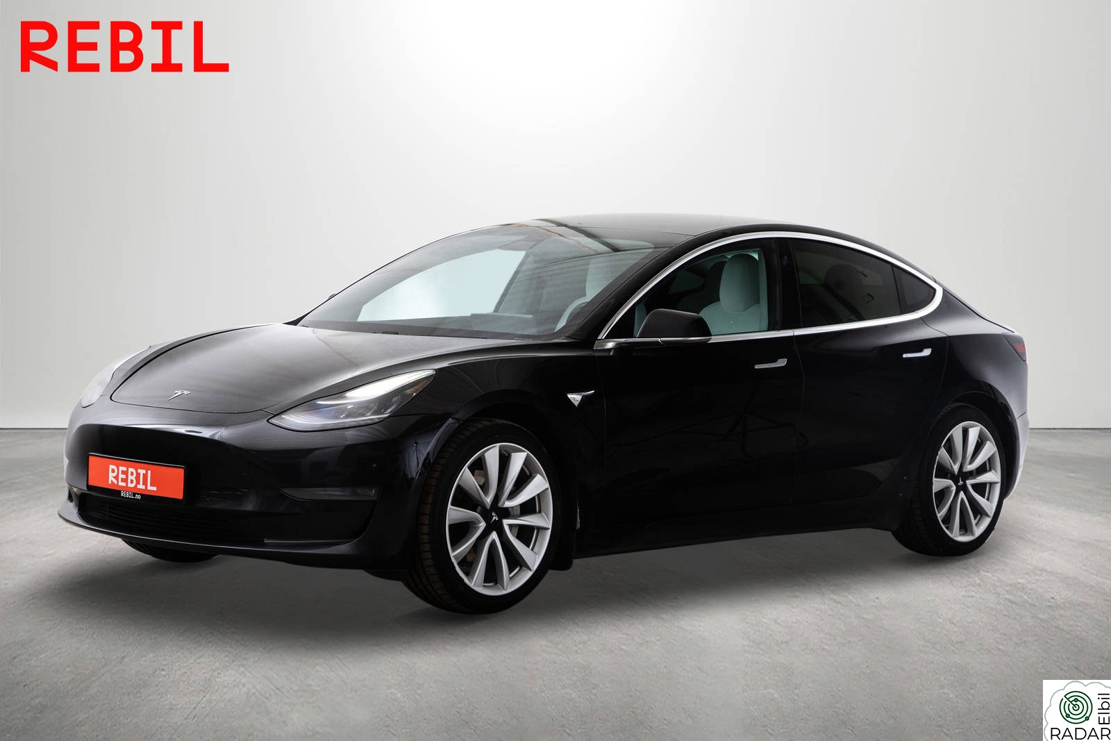 TESLA Model 3 560km(WLTP)/LR/AWD/MCU2/Navi/Pano/AP/Memory/R.kamera