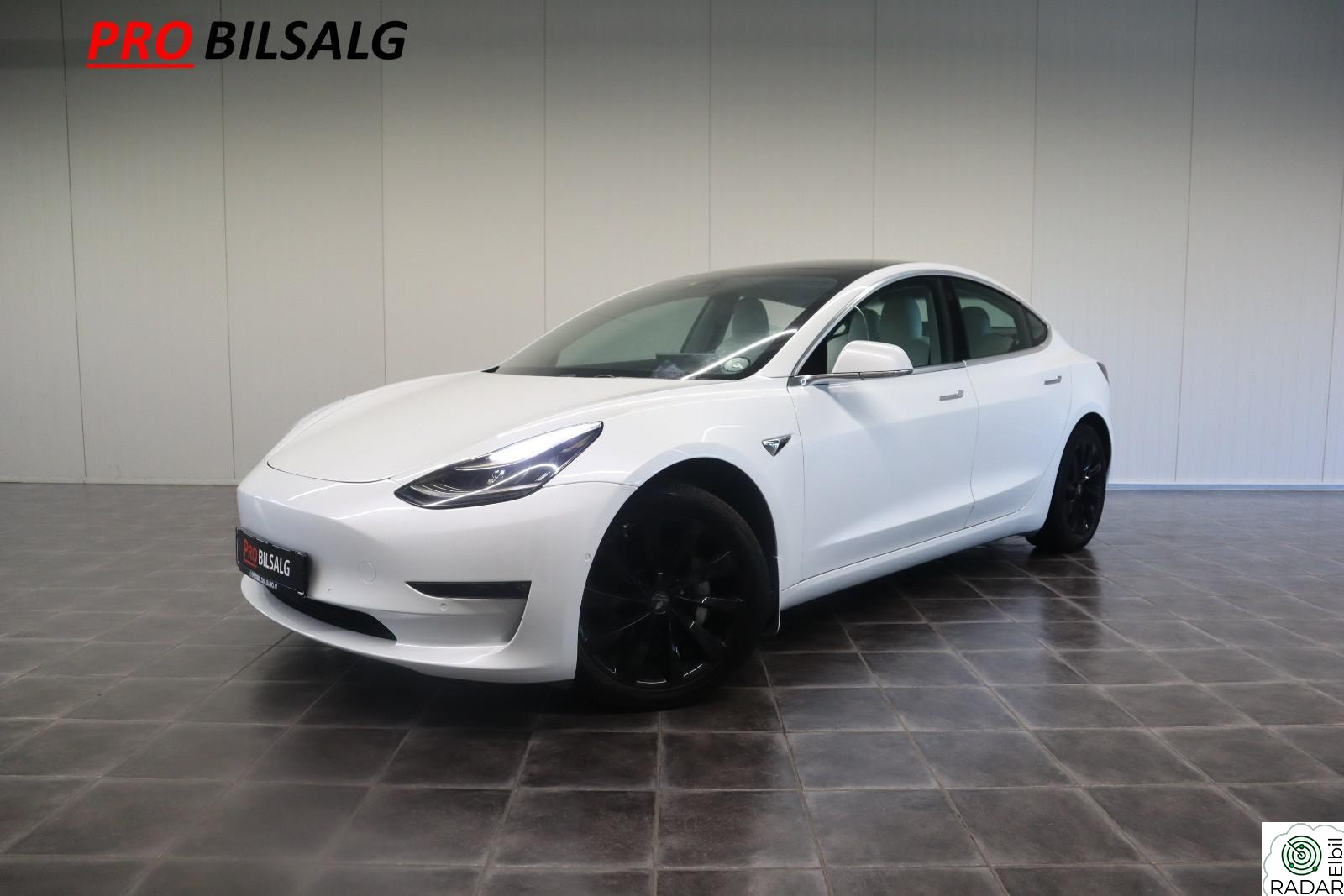 TESLA Model 3 AWD LONG RAGE 560KM/FSD/PANO/SKINN/360KAMERA/KROK