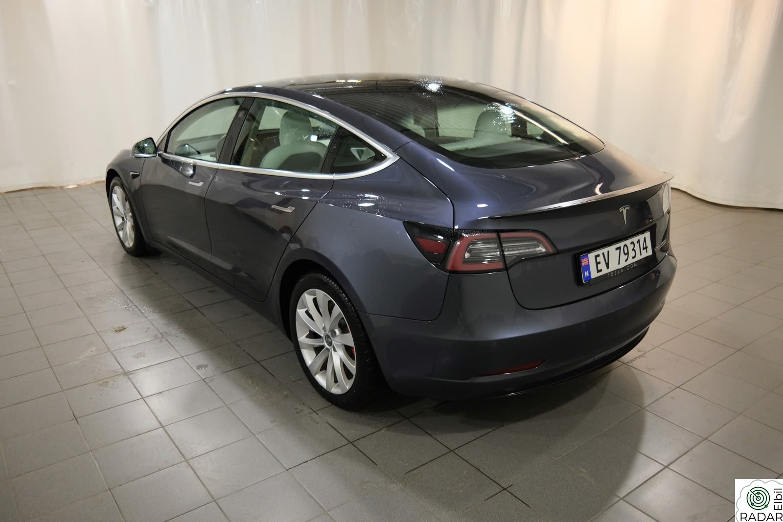 TESLA Model 3 Performance AWD