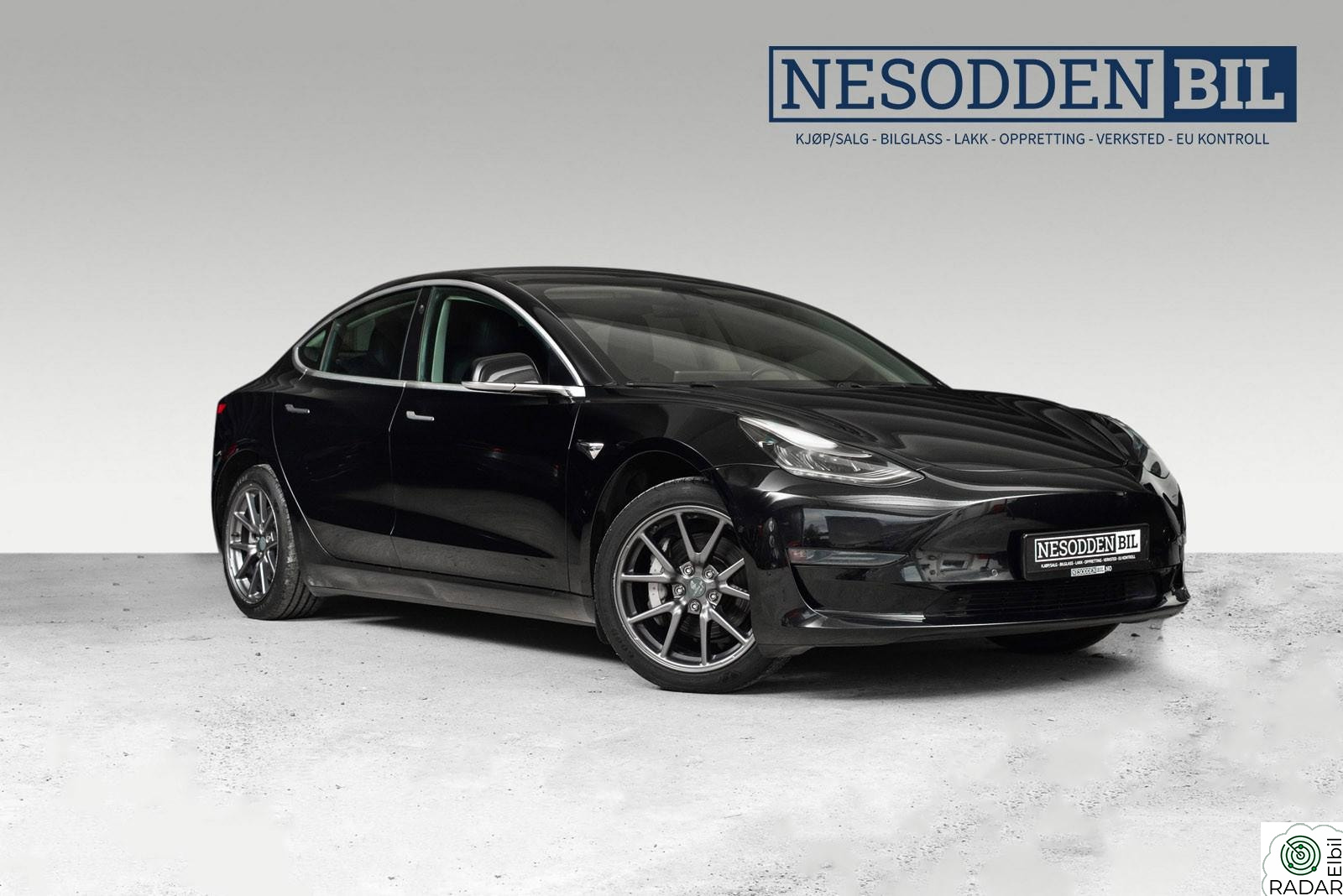 TESLA Model 3 AWD / Long Range / FSD ++
