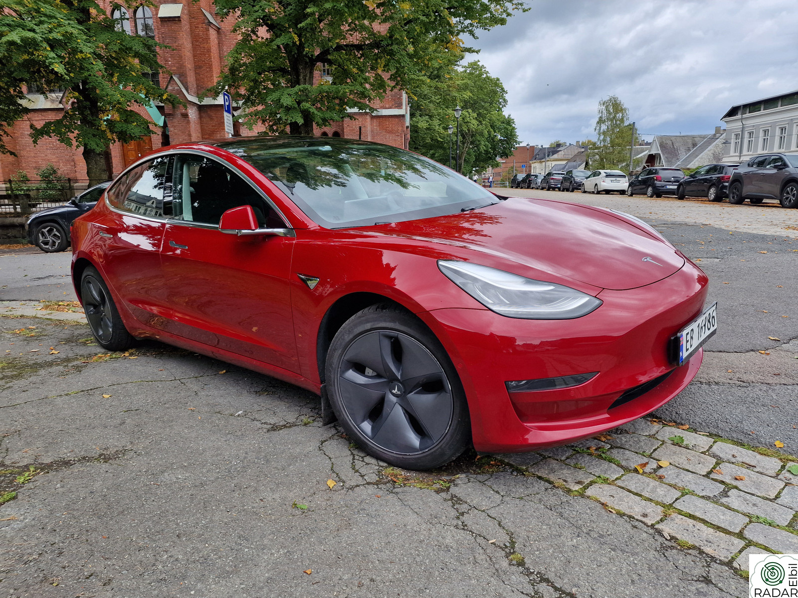 TESLA Model 3 Long Range AWD