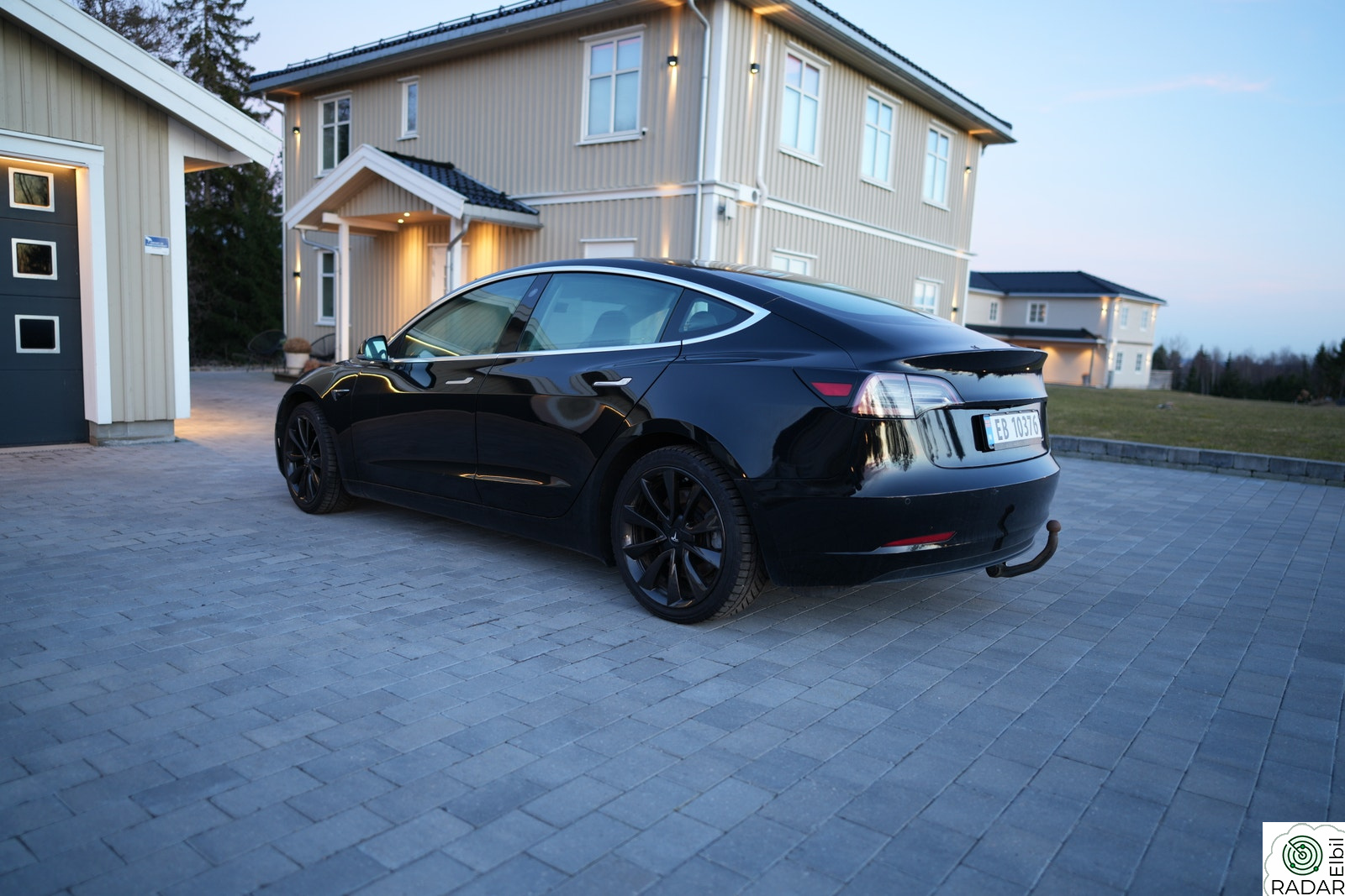 TESLA Model 3 Long Range AWD batteri test, EU OK,8 nye dekk, Rustfri