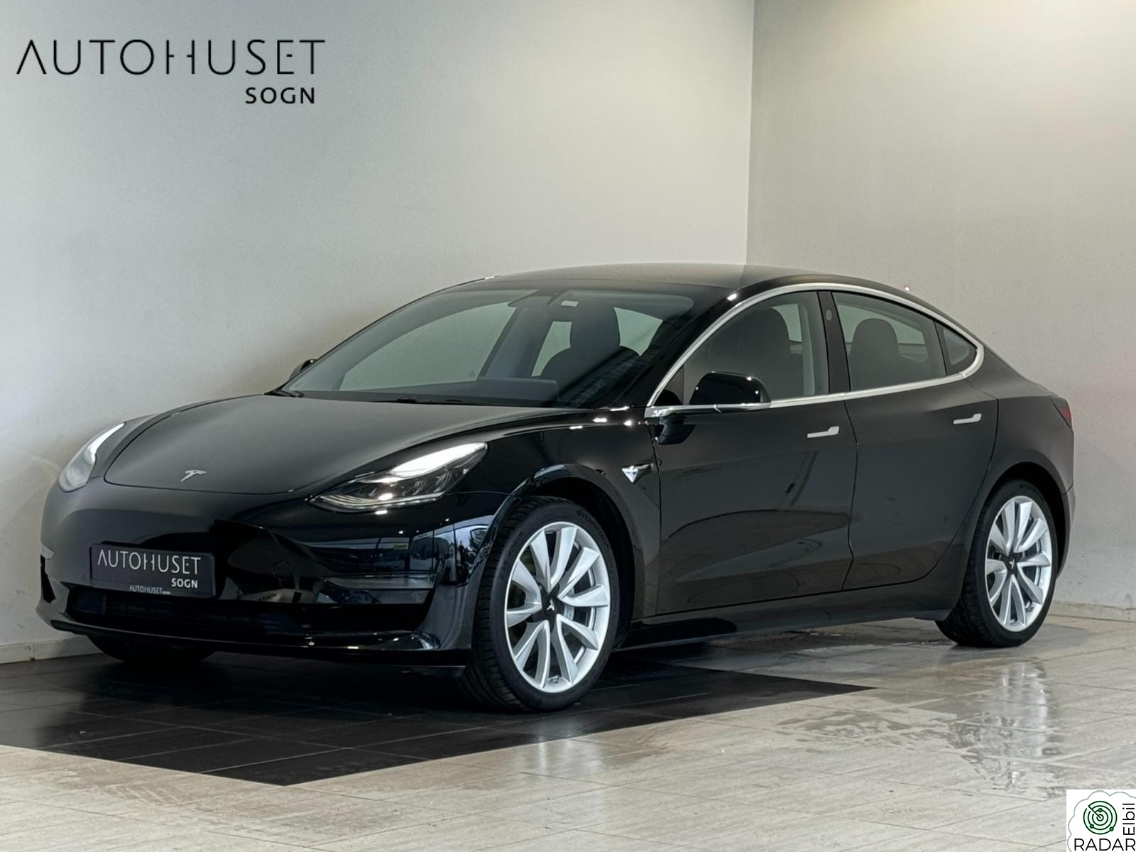 TESLA Model 3 LONG RANGE DUAL MOTOR AWD-1 EIERS-LAV KM-NORSK
