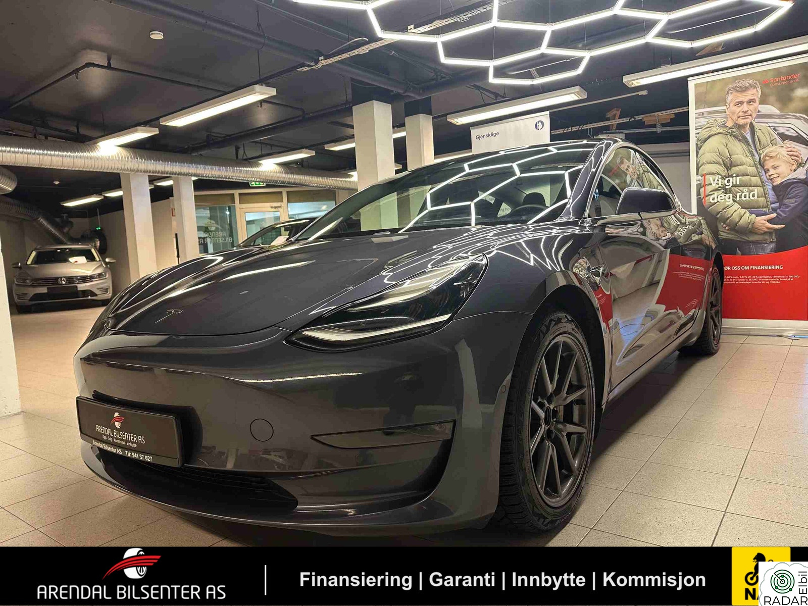TESLA Model 3 AWD / LONG RANGE / EUOK 09.28 / SKINN