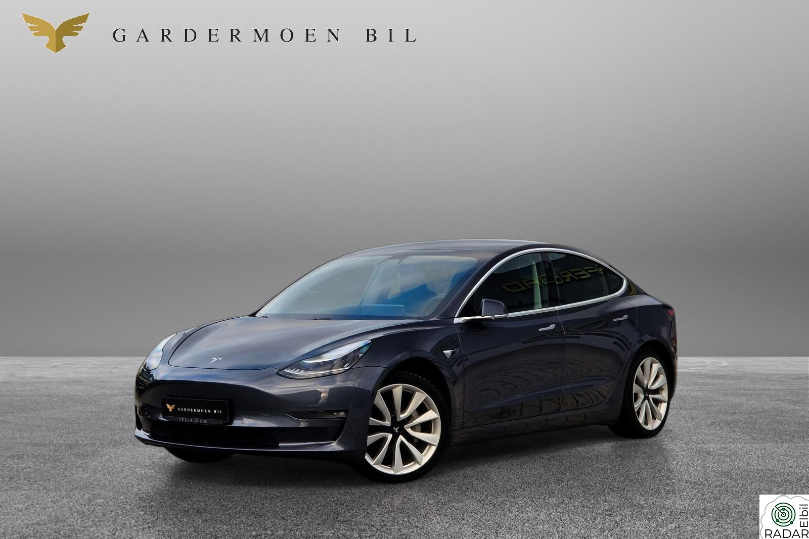 TESLA Model 3 Long Range/Dual Motor/AP FSD/Pano/Skinn/Krok/19"+19"