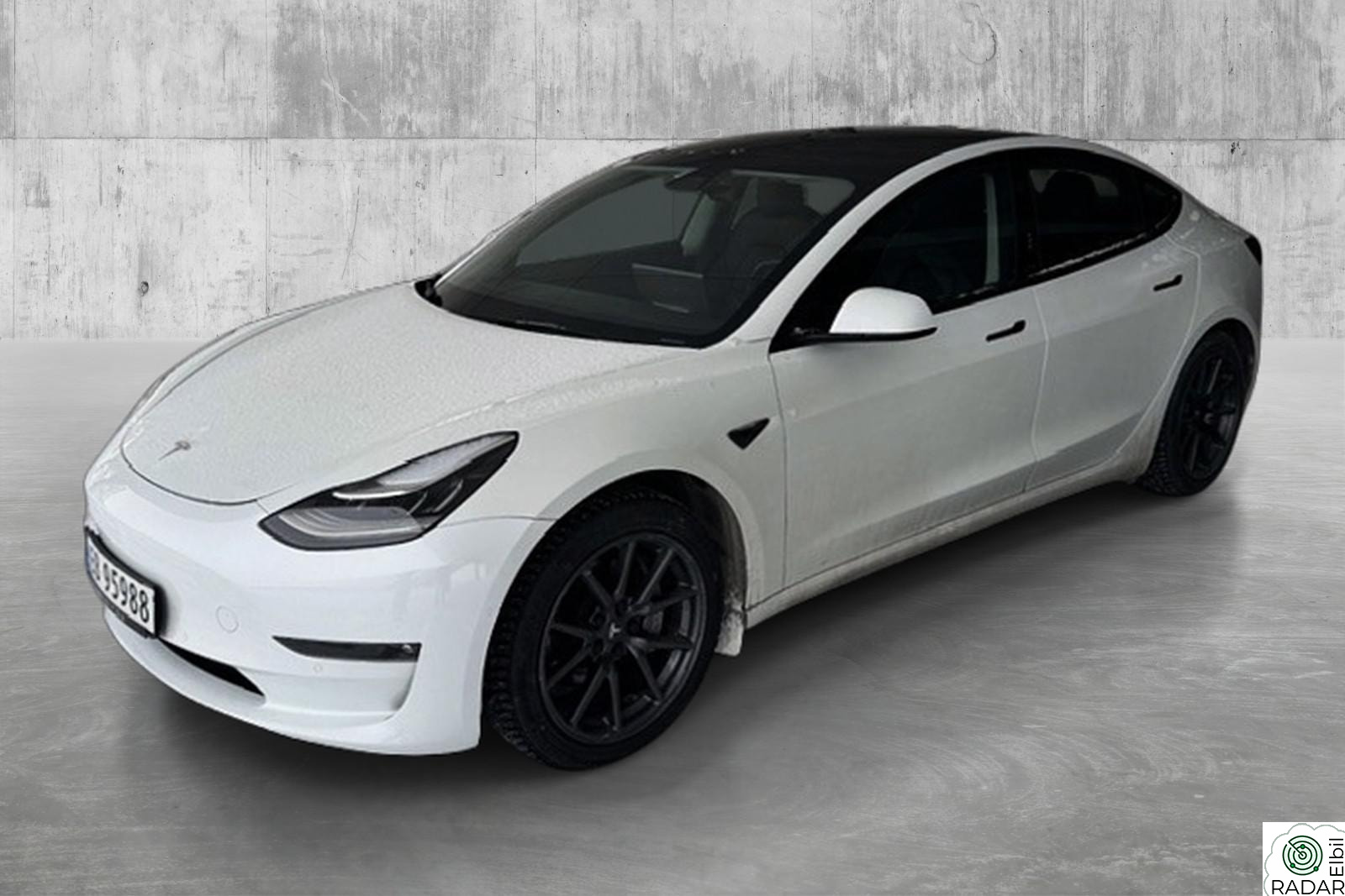 TESLA Model 3 LONG RANGE AWD - SKINN - STRØKEN