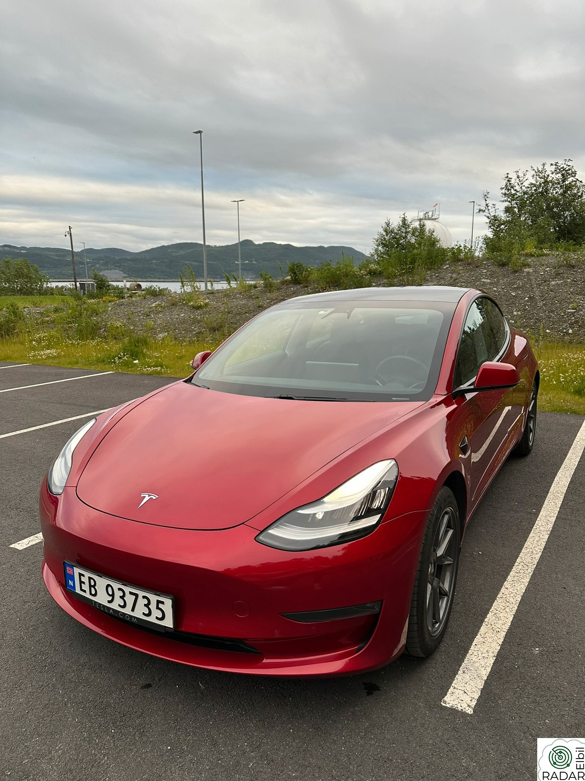 TESLA Model 3 Long Range AWD