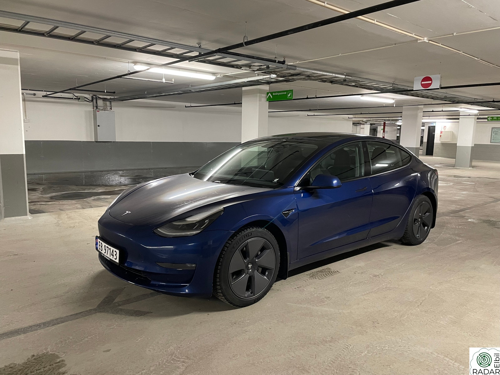 TESLA Model 3 Long Range AWD