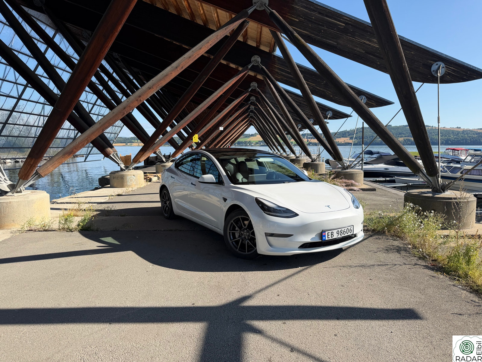 TESLA Model 3 Long Range AWD