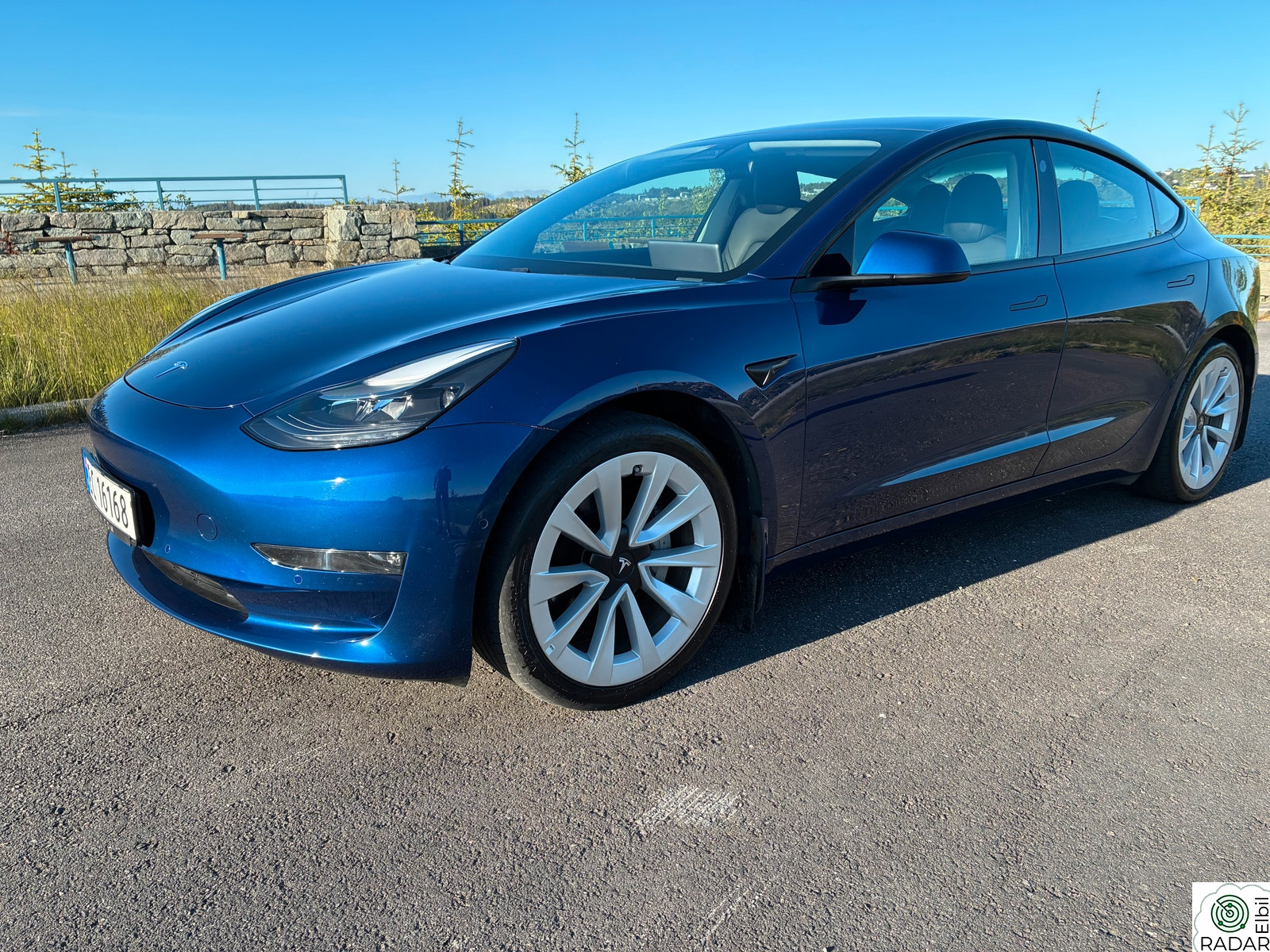 TESLA Model 3 Long Range AWD