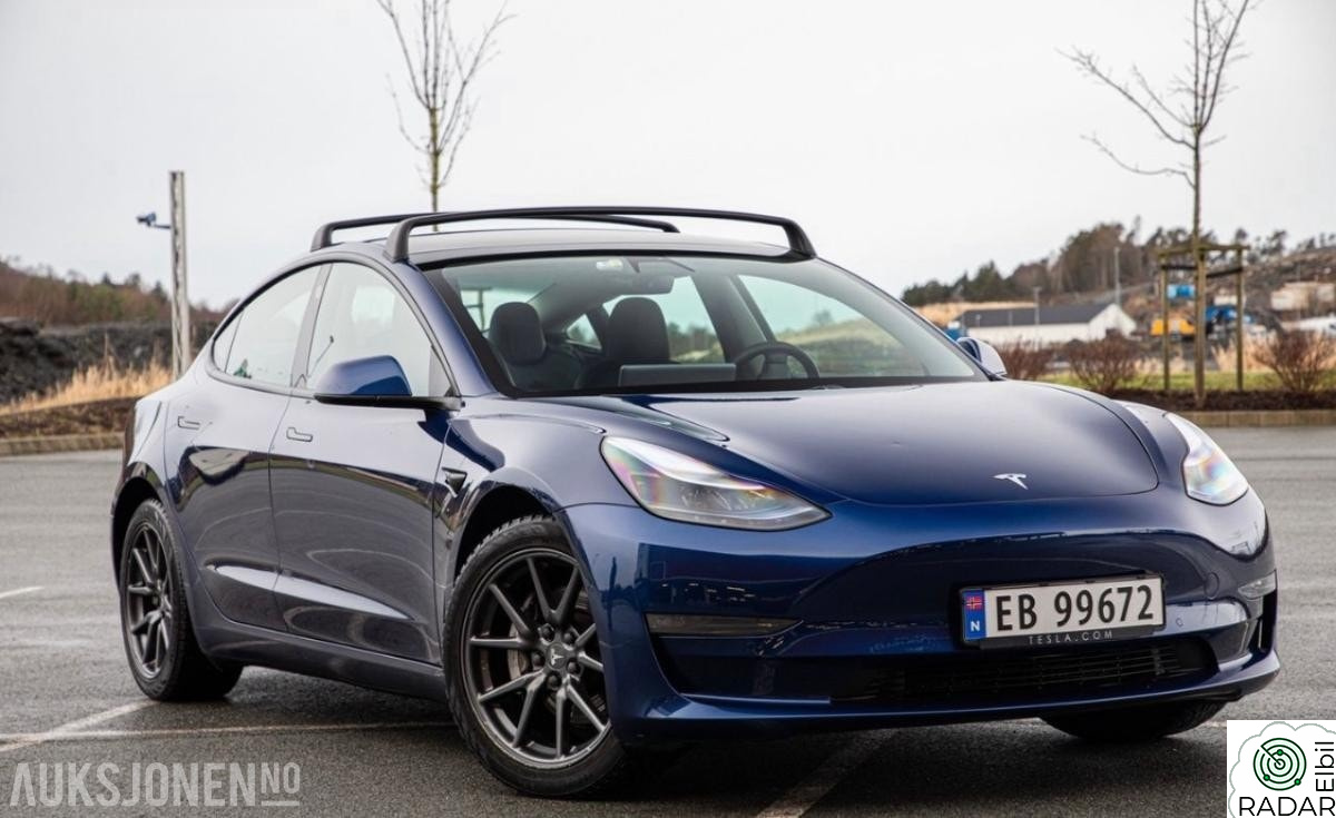 TESLA Model 3 Long Range AWD