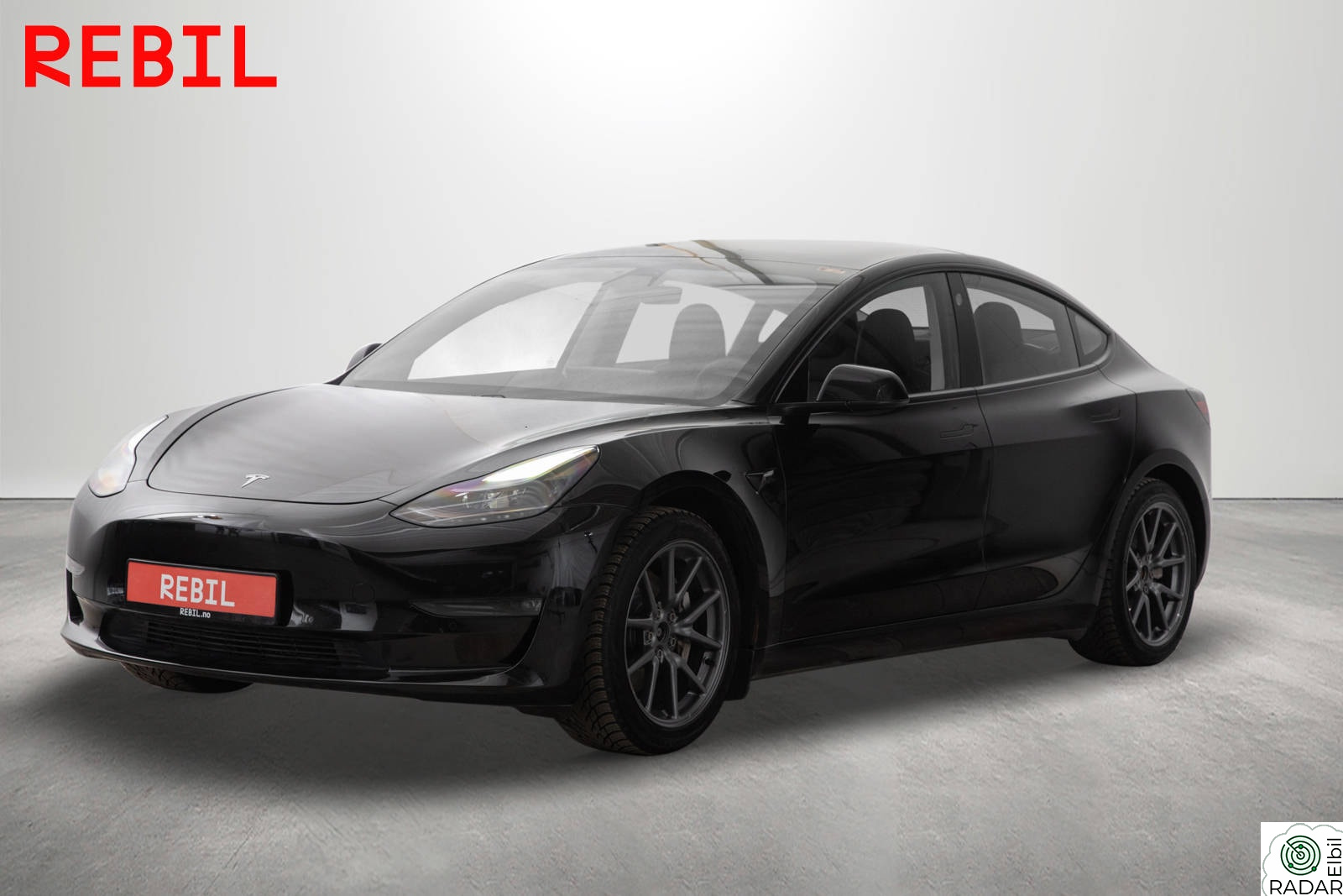TESLA Model 3 580Km (75kWh) LR/AP/V.pumpe/Krok/AWD/Pano/Premium Lyd