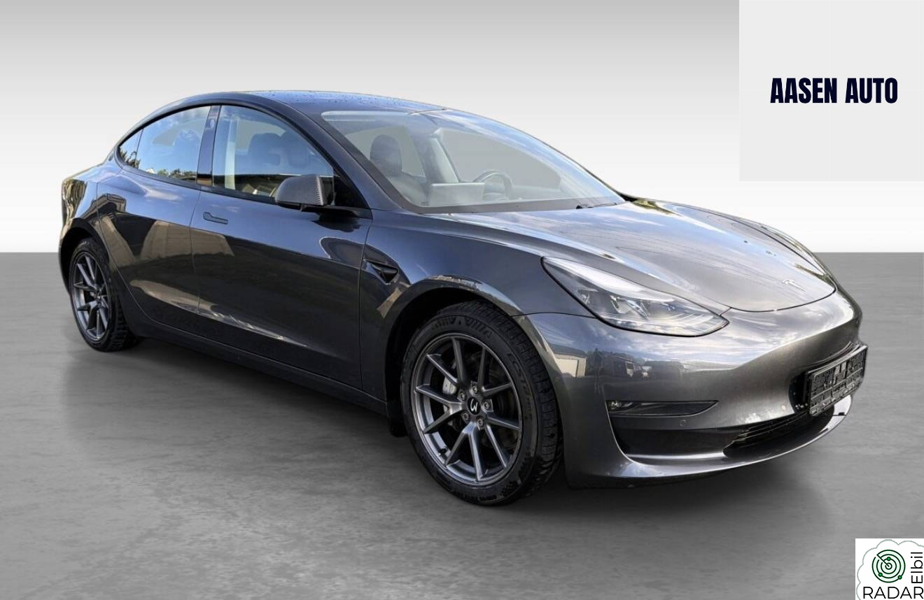 TESLA Model 3 Long range AWD Krok / Pano / Ap / sort skinn ++