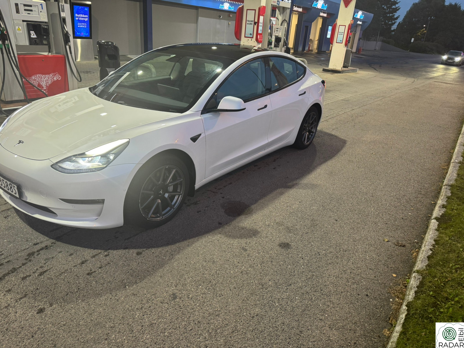 TESLA Model 3 Long Range AWD