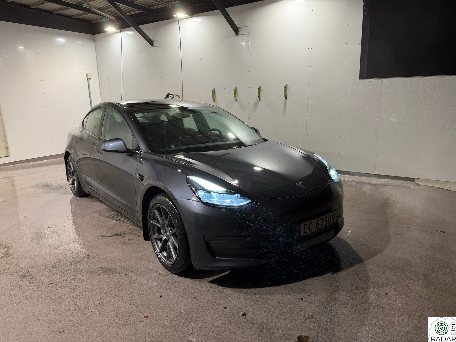 TESLA Model 3 Long Range AWD