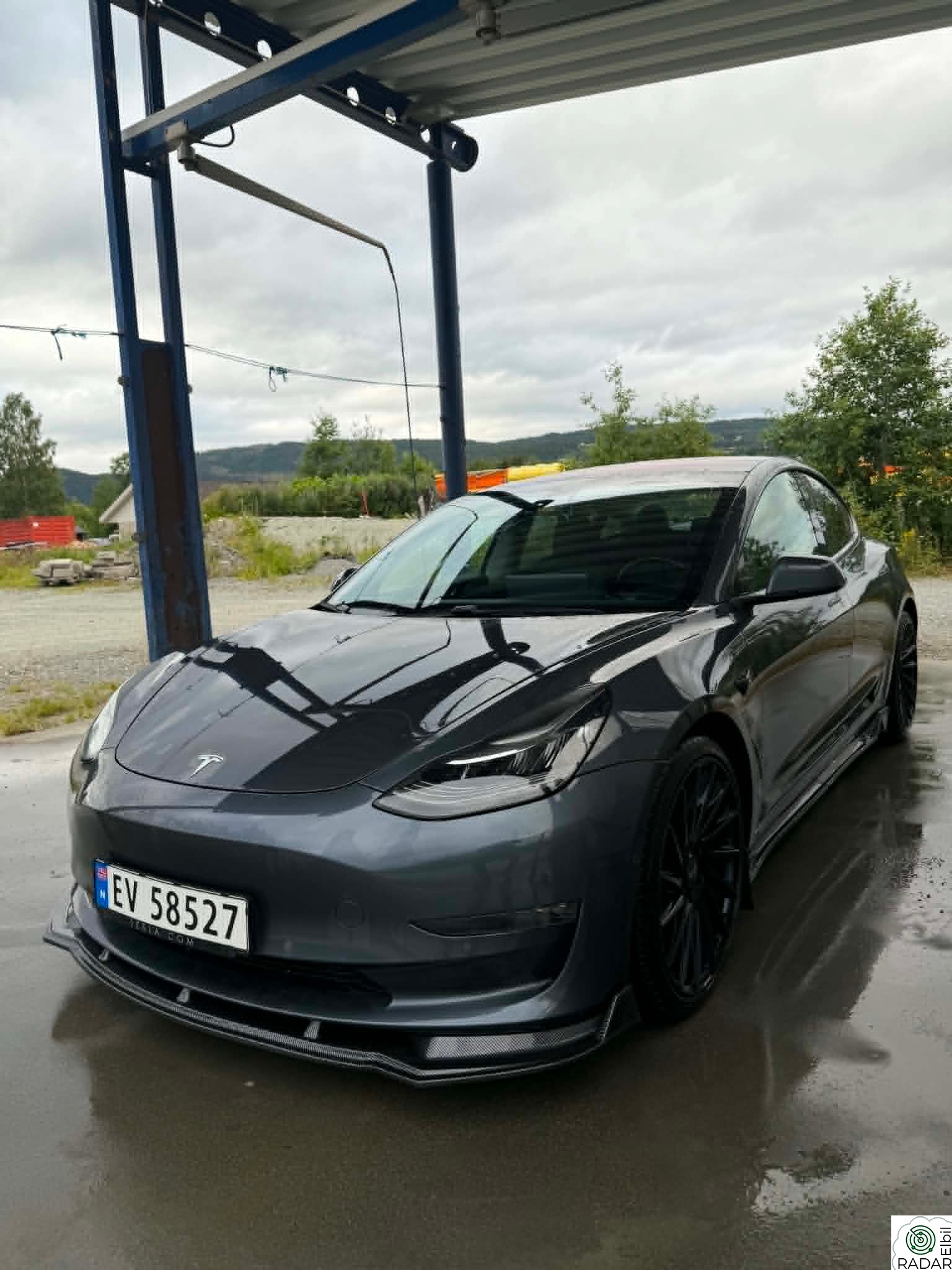 TESLA Model 3 Performance AWD