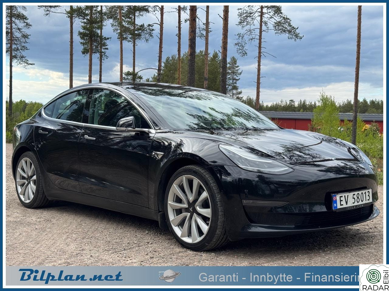 TESLA Model 3 Long Range Premium AWD 462 HK Panorama Autopilot