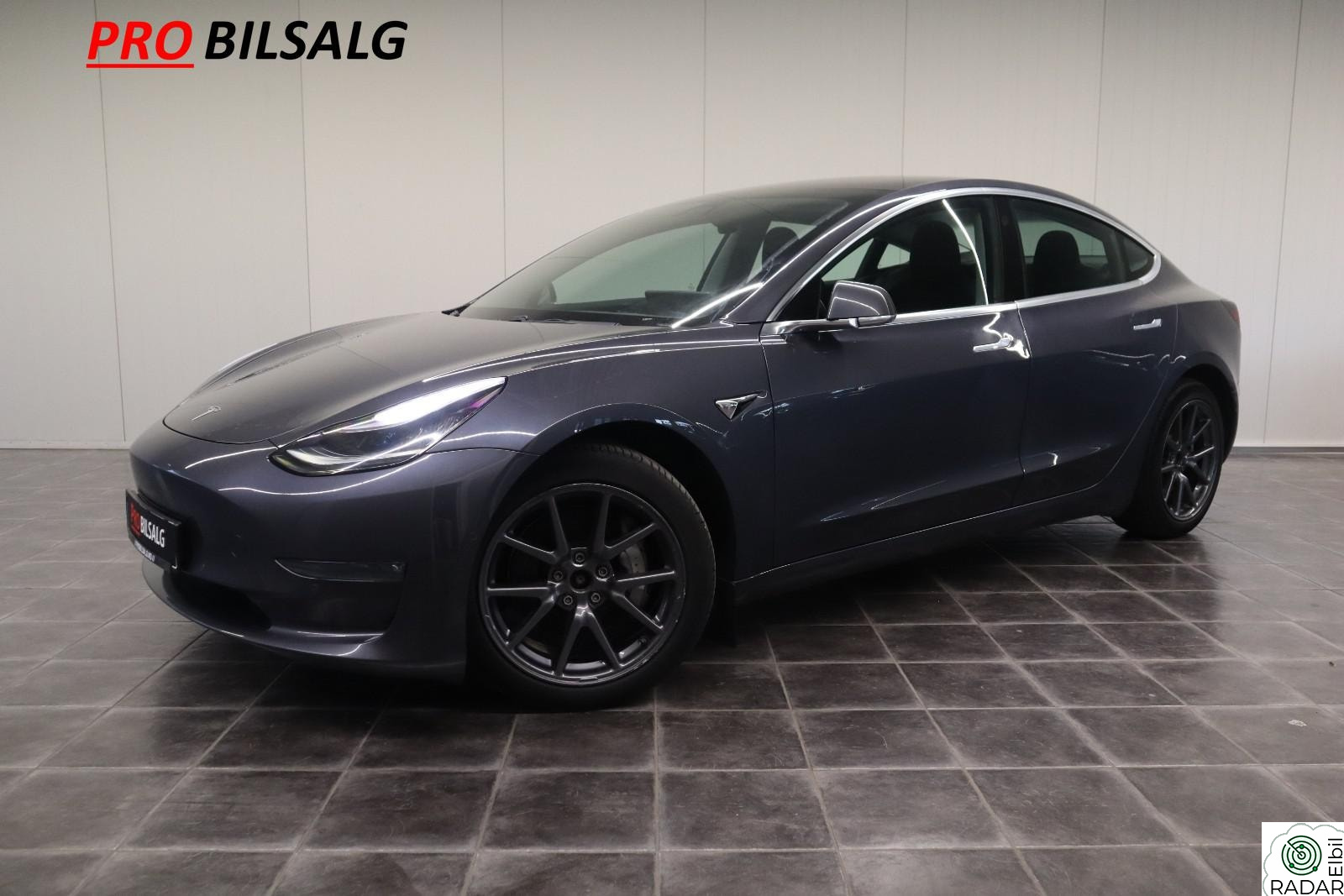 TESLA Model 3 AWD LONG RANGE 560 KM/AUTOPILOT 2,5/360 KAMERA/PANO