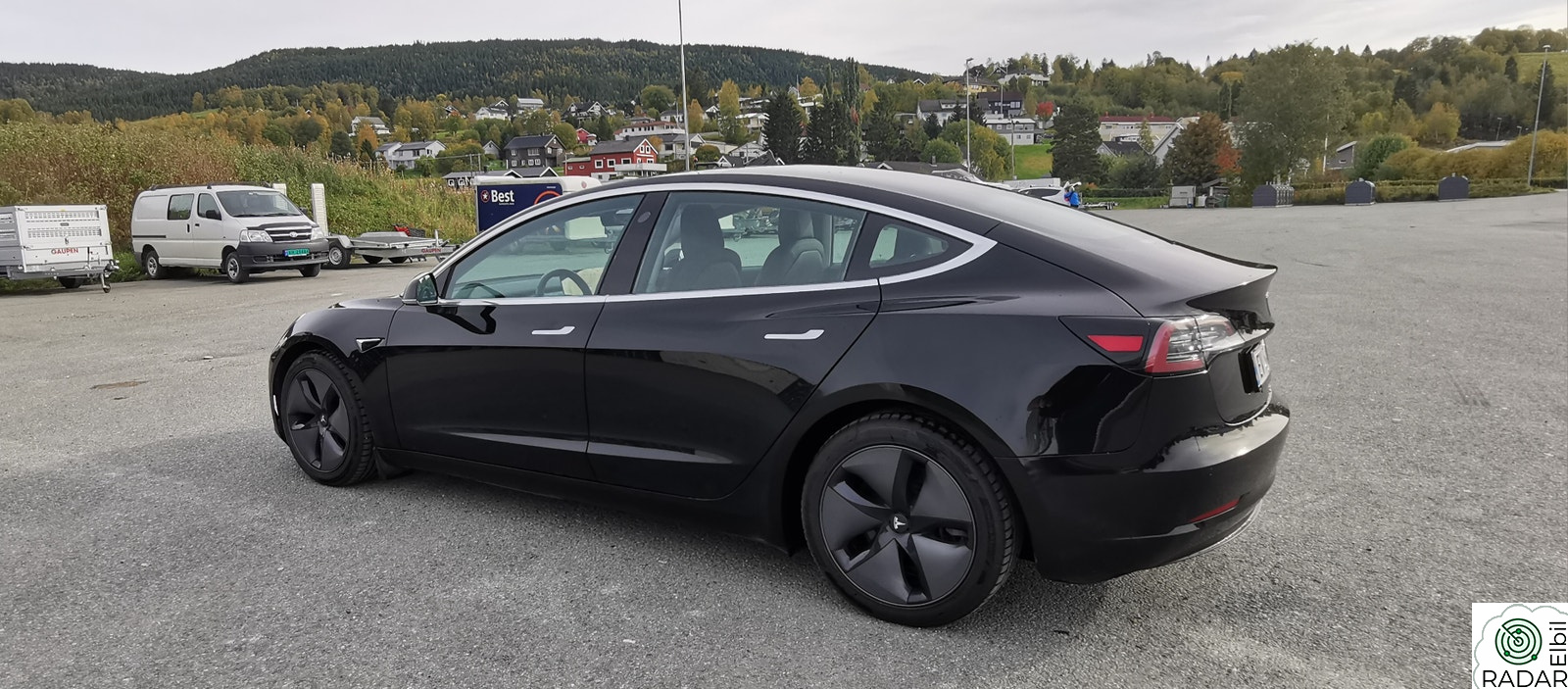 TESLA Model 3 Long Range AWD.   Nytt hovedbatteri!