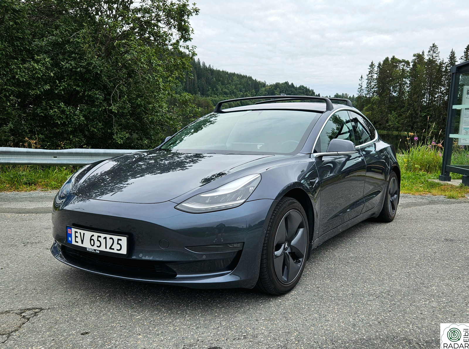 TESLA Model 3 Long Range AWD