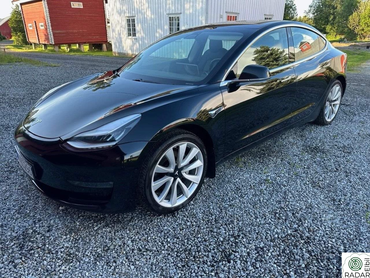 TESLA Model 3 Long Range AWD  med  Nye Bremserør,  Siste Pris!!