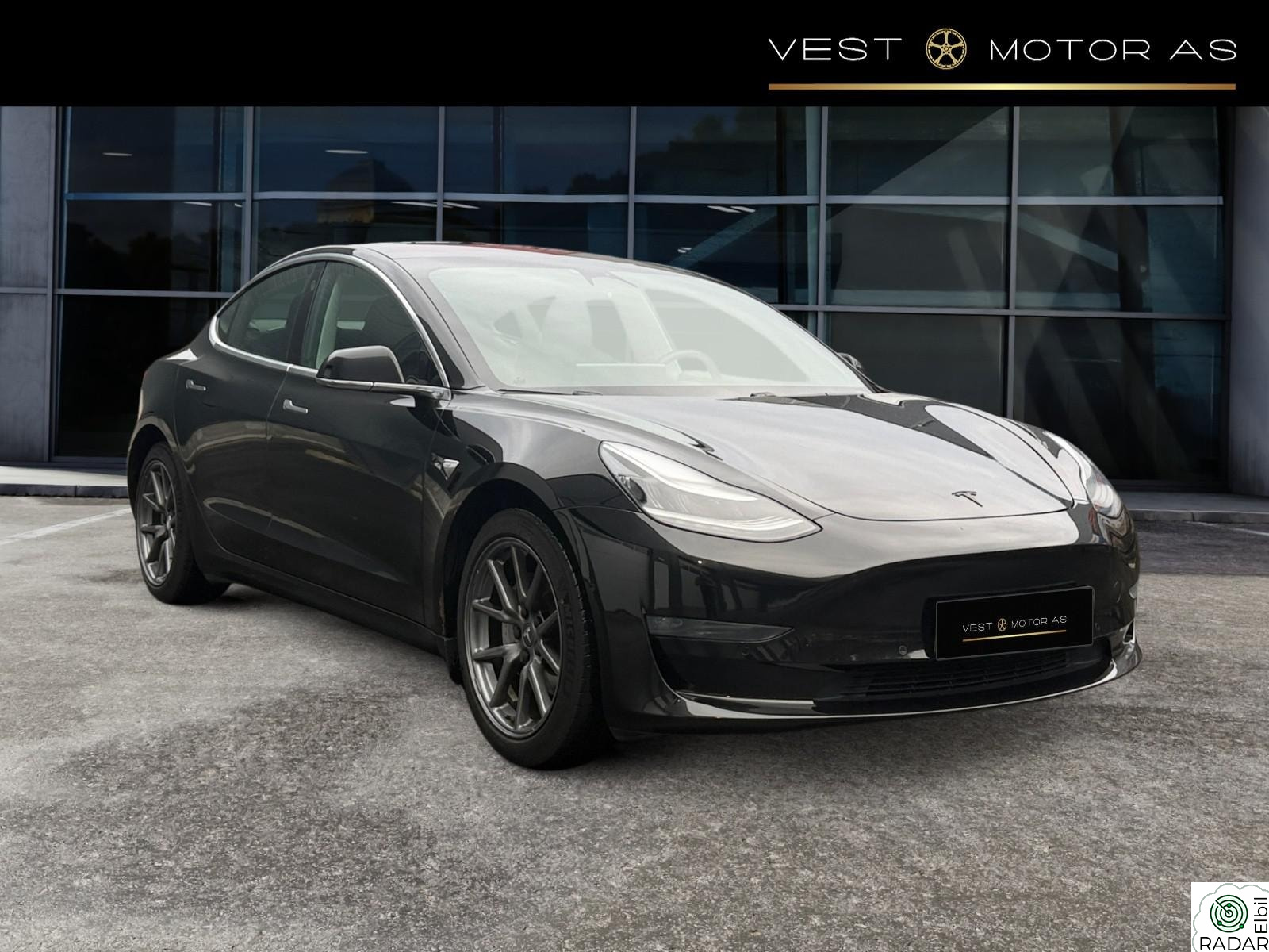 TESLA Model 3 LONG RANGE | AWD | AUTOPILOT | PANORAMATAK | EL.SETER |