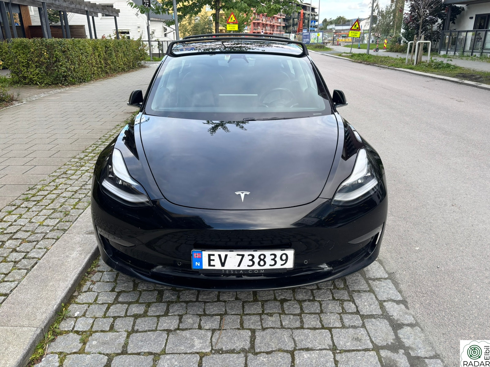 TESLA Model 3 Long Range AWD
