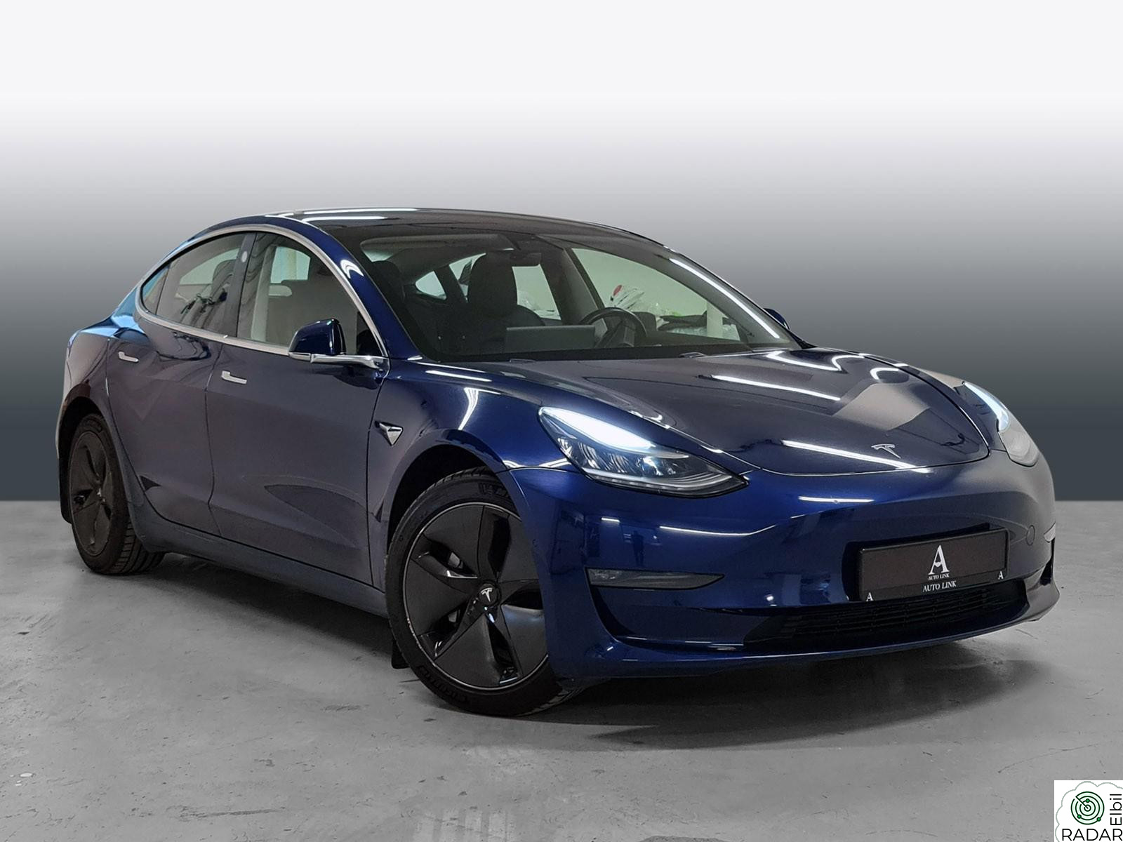 TESLA Model 3 LONG RANGE/AWD/PANO/H.FESTE/SKINN/KAMERA/S&V.DEKK/