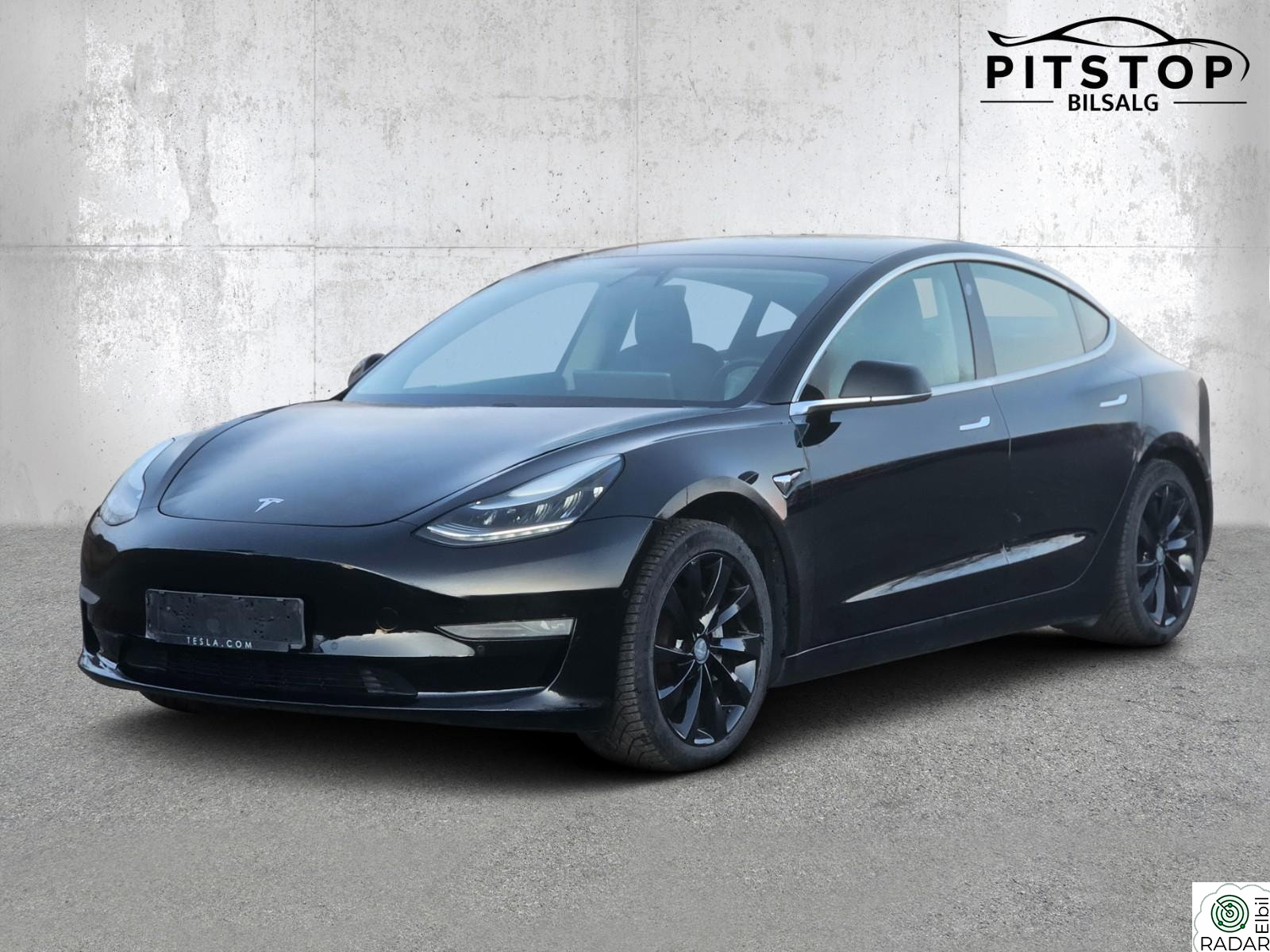 TESLA Model 3 Long Range AWD Dualmotor   560 km AP Panorama Skinn