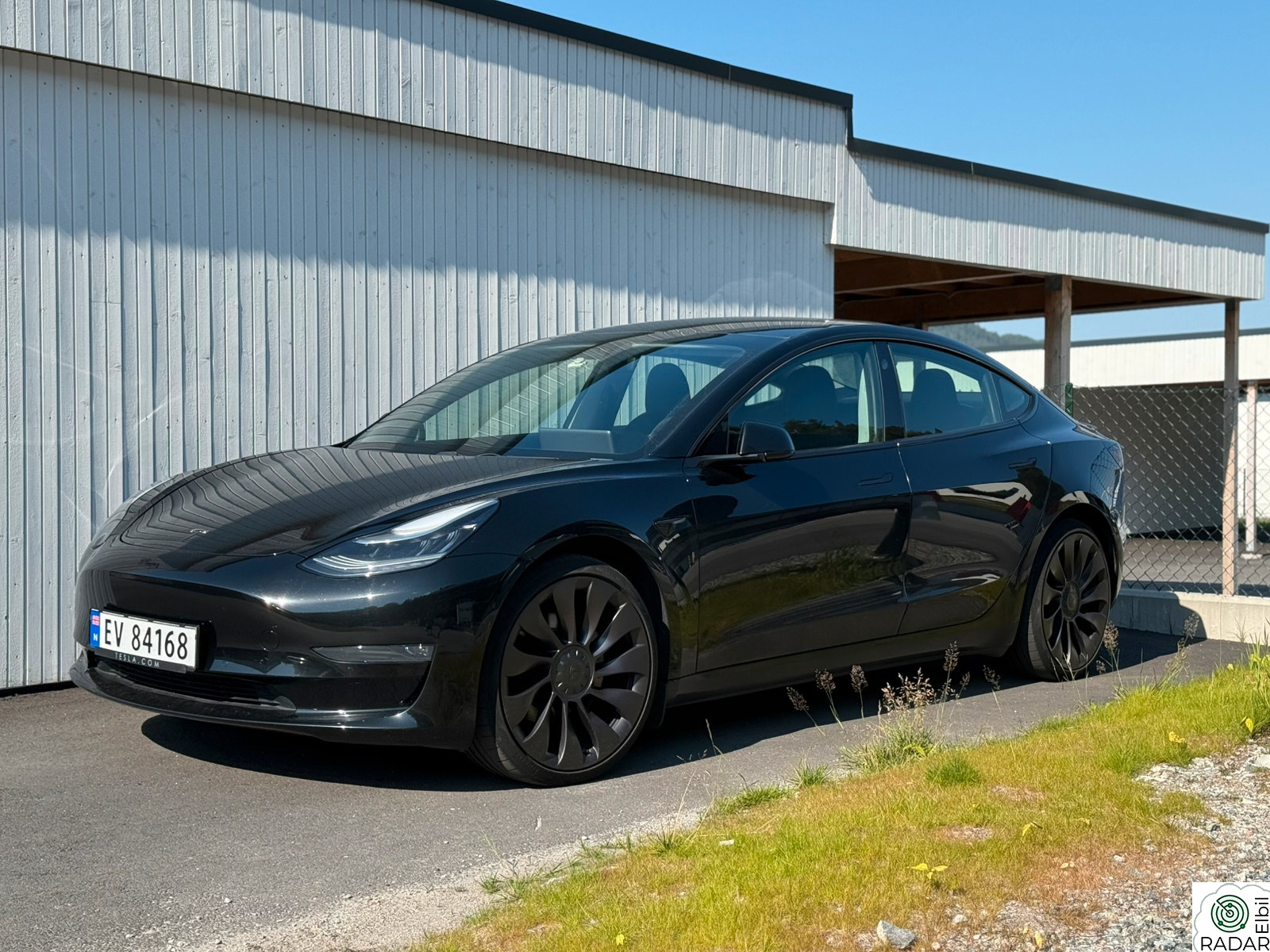 TESLA Model 3 Long Range AWD
