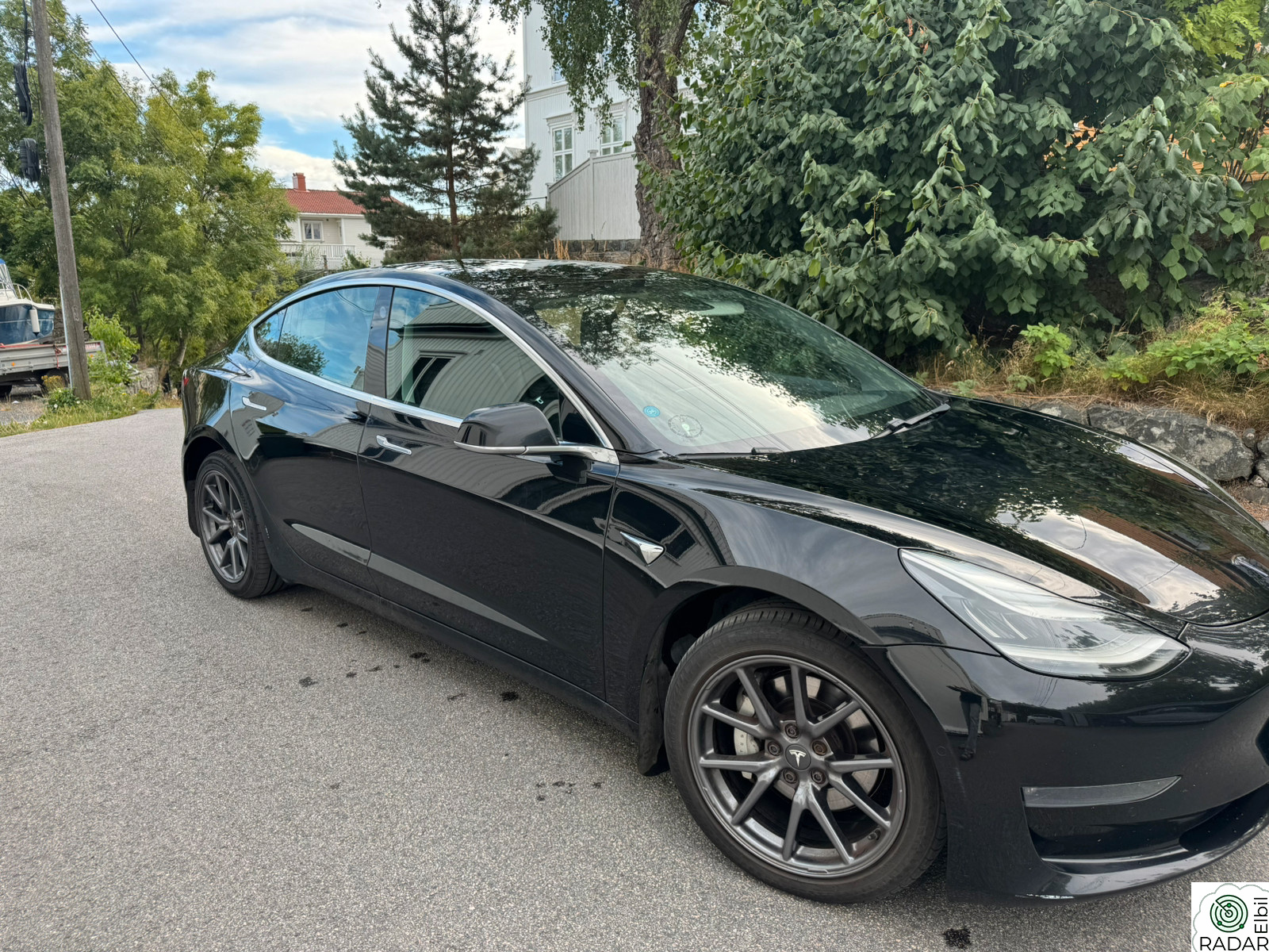 TESLA Model 3 Long Range AWD