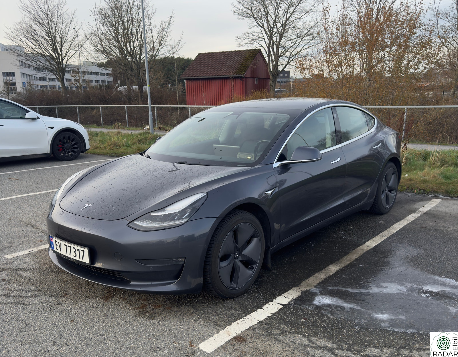 TESLA Model 3 Long Range AWD, krok, Enhanced Autopilot,