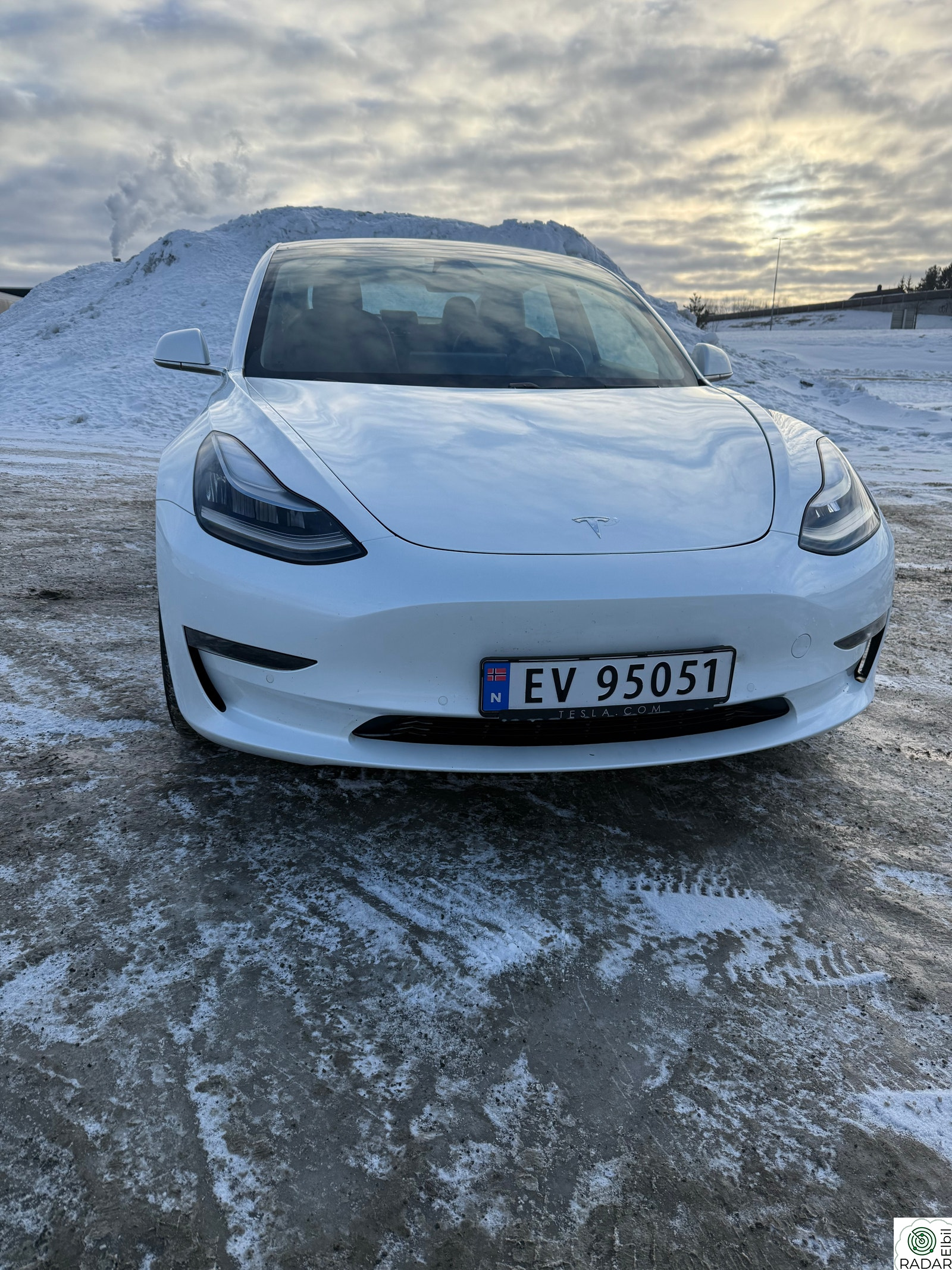 TESLA Model 3 Long Range AWD