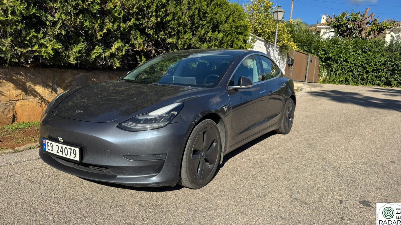 TESLA Model 3 Long Range AWD