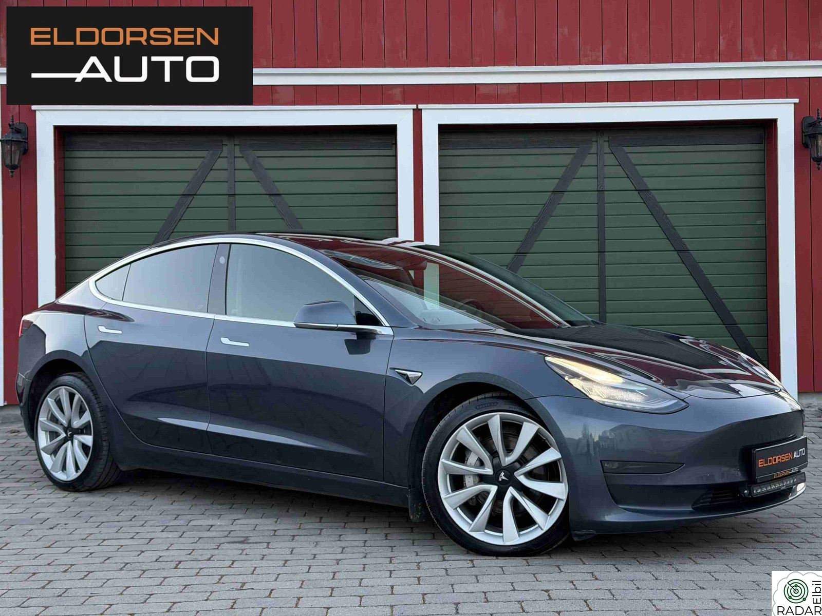 TESLA Model 3 AWD/LONGRANGE/LEDBAR/KROK/ NY EU KONTROLL +++