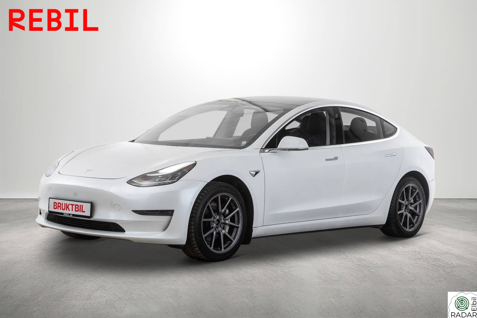 TESLA Model 3 560km (WLTP)/LR/AWD/MCU2/Navi/R.kam/Pano/AP