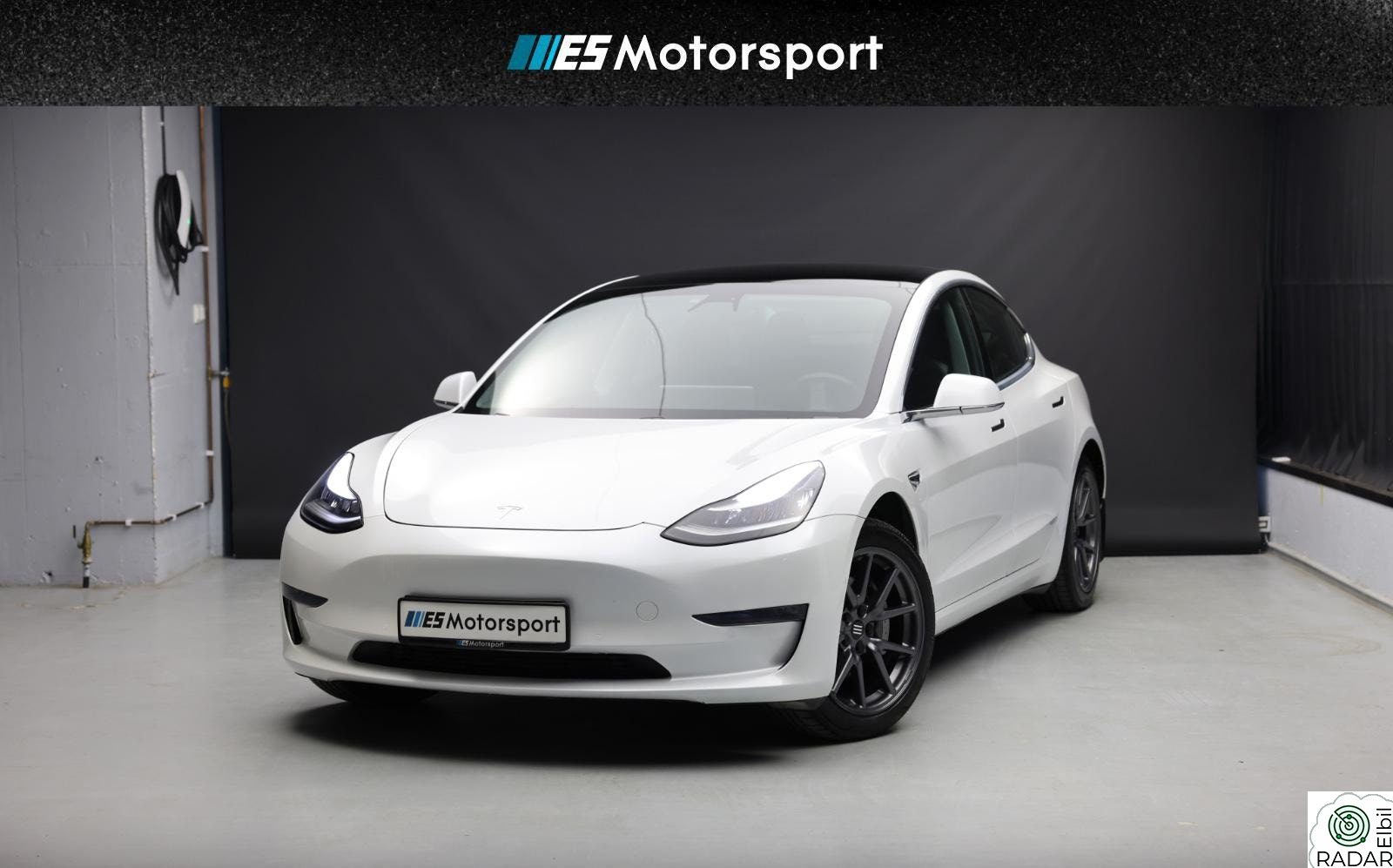 TESLA Model 3 LongRange//AWD//Skinn//AWD//AP//1.eier//