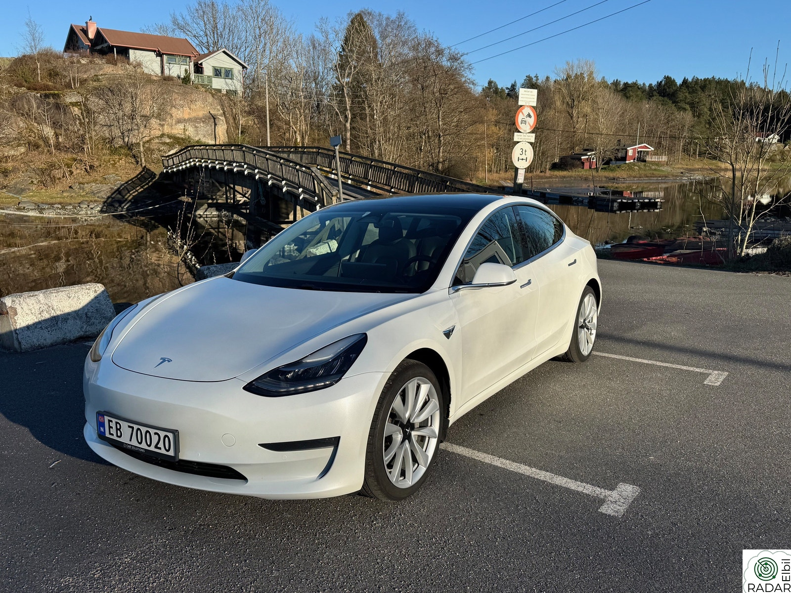 TESLA Model 3 Long Range AWD