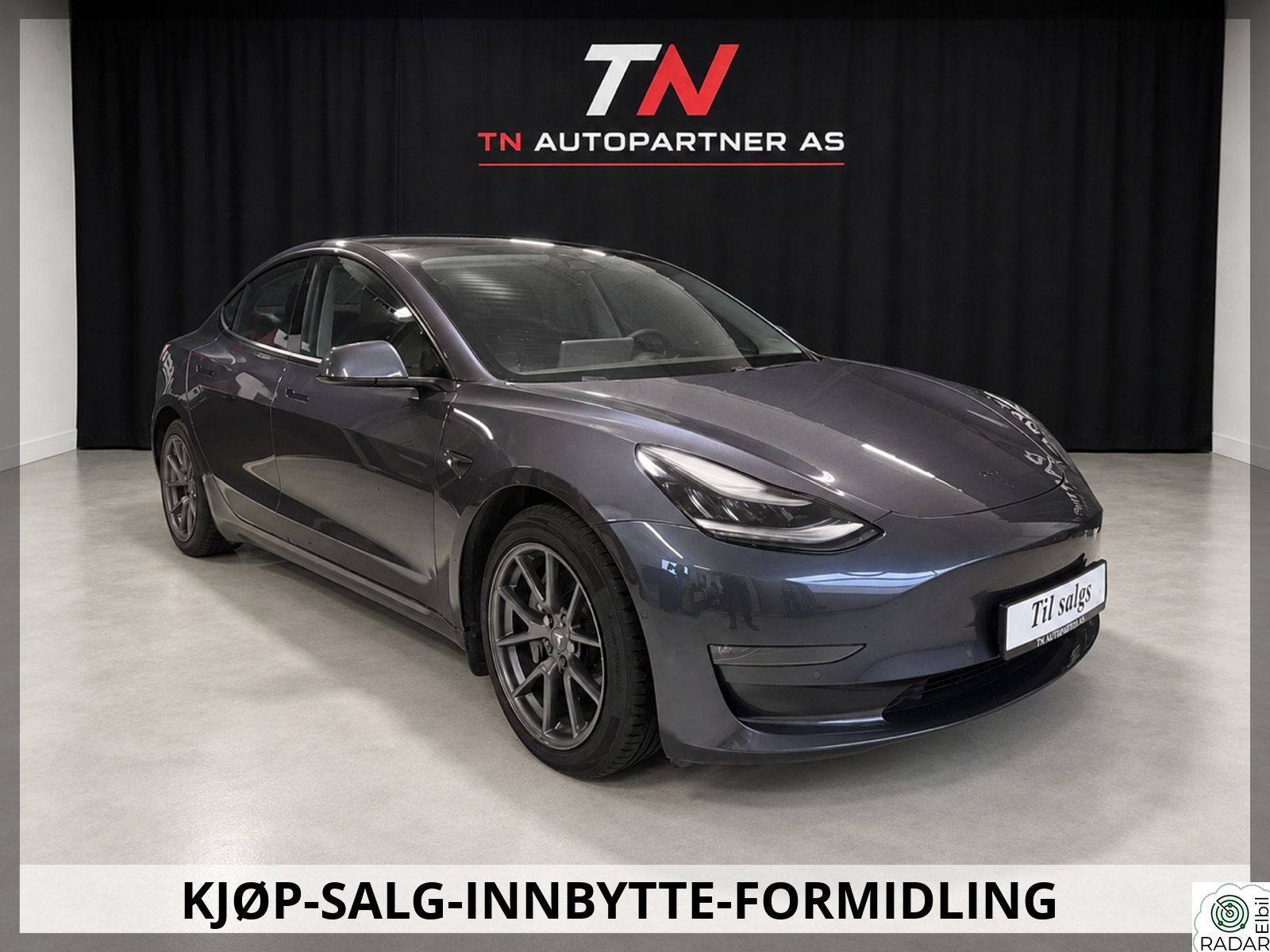 TESLA Model 3 Long Range AWD | Autopilot | H.feste | Glasstak