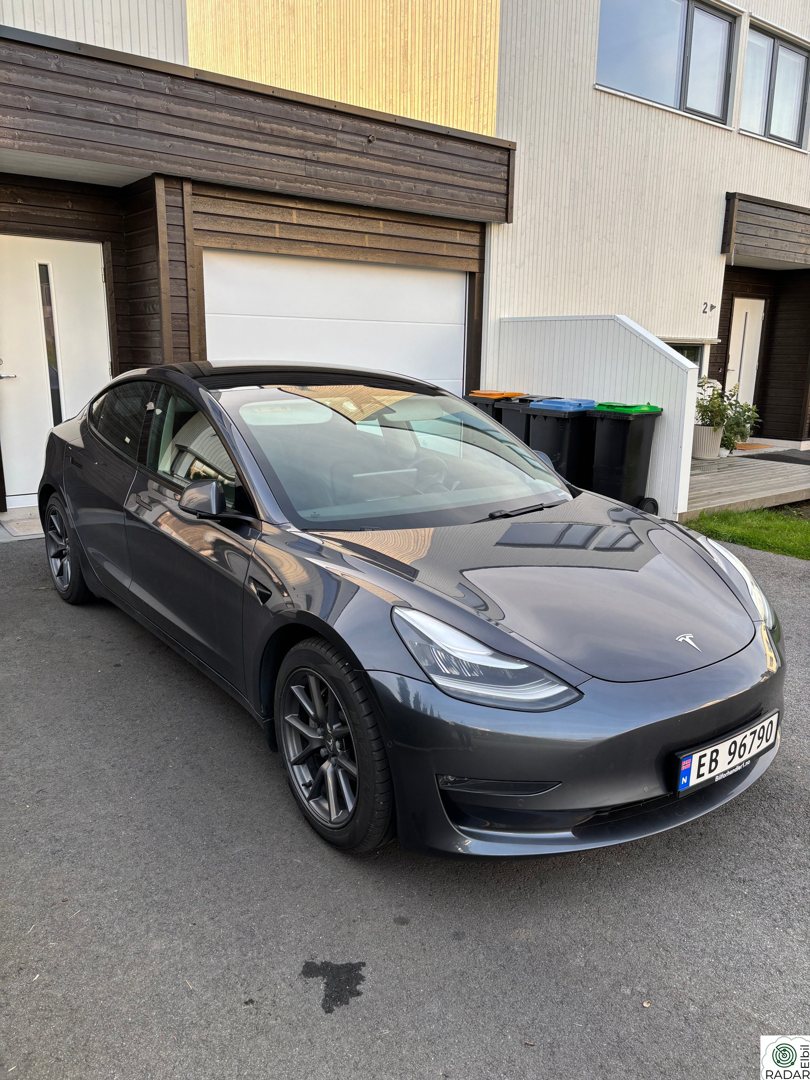 TESLA Model 3 Long Range AWD