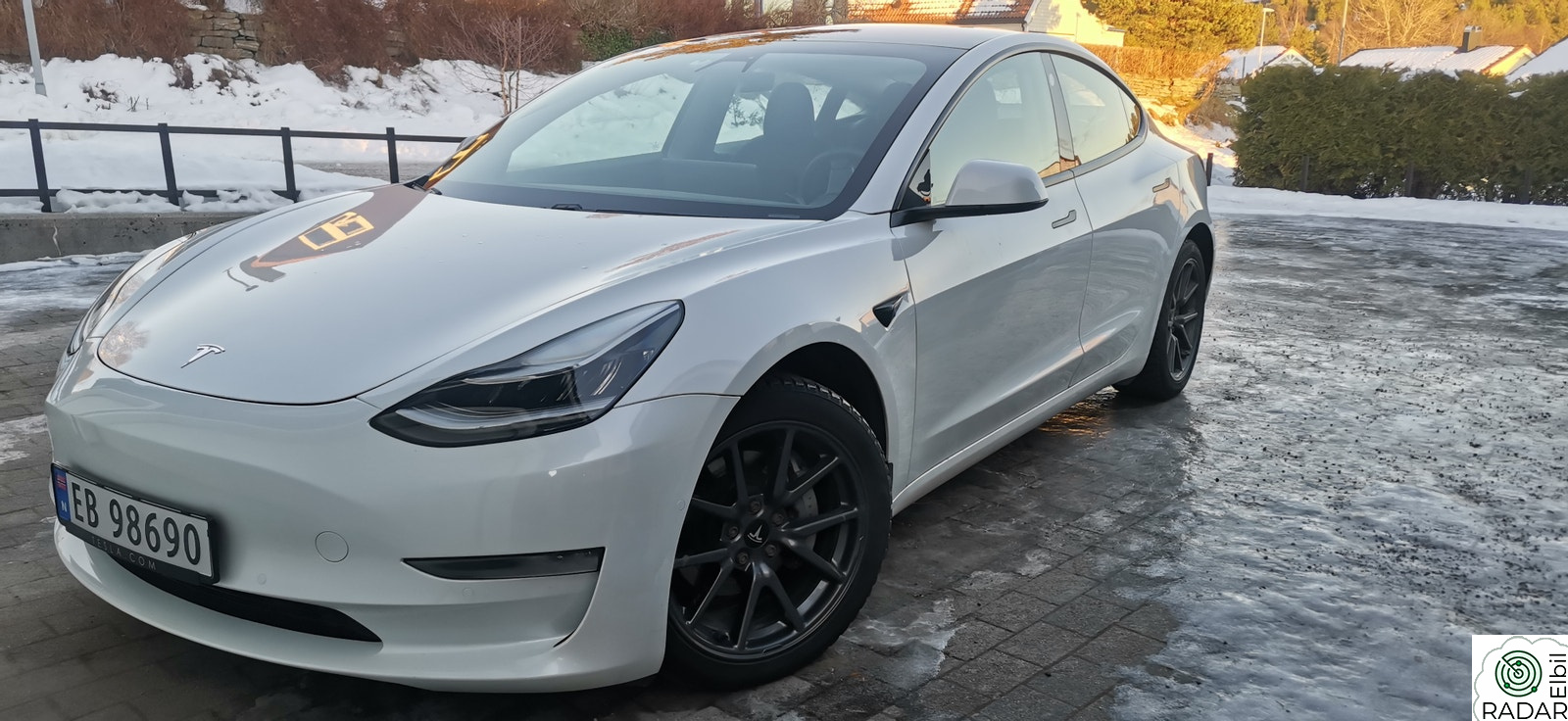 TESLA Model 3 Long Range AWD