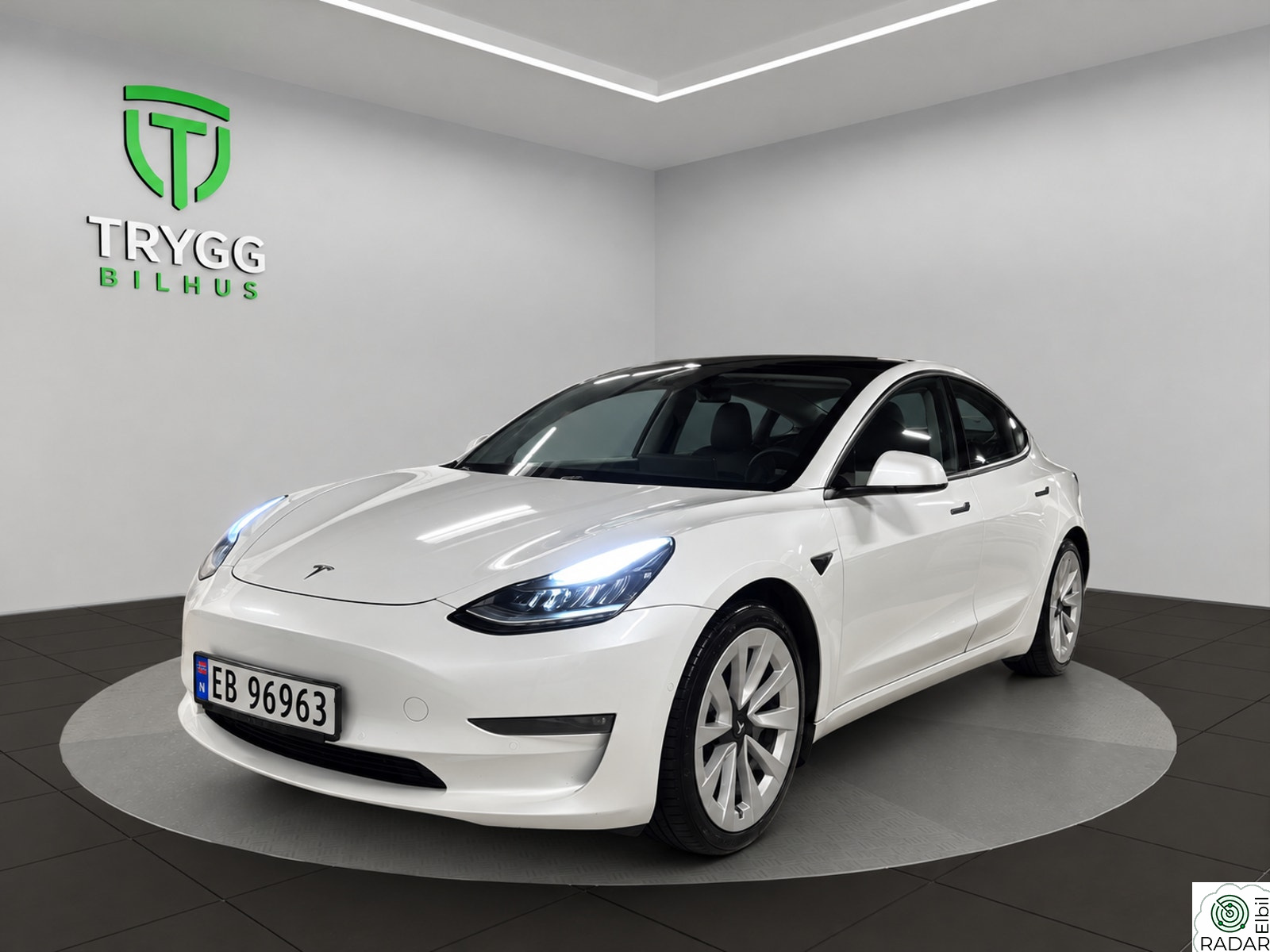 TESLA Model 3 Long Range AWD / 1-Eier / Garantiutløpstest/Hengerfeste