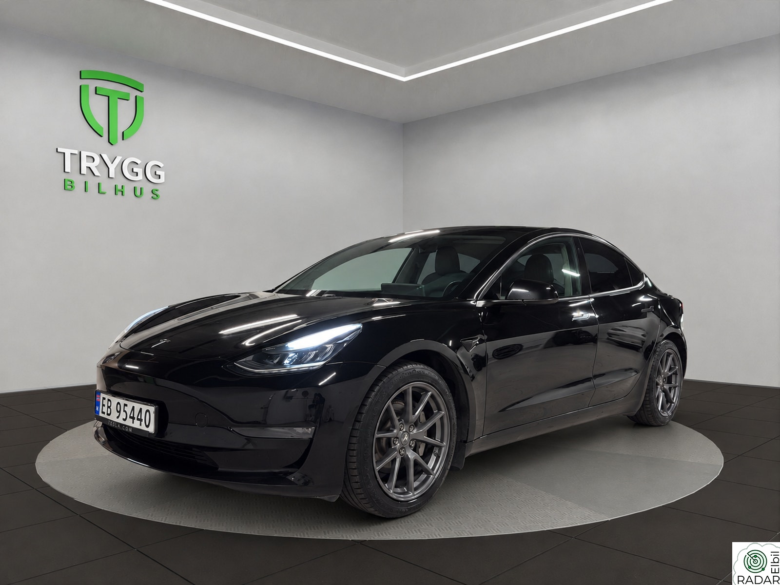 TESLA Model 3 Long Range AWD / Garantiutløpstest / Ny-EU /Hengerfeste