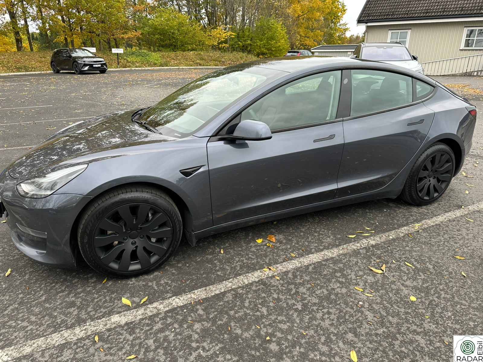 TESLA Model 3 Long Range AWD