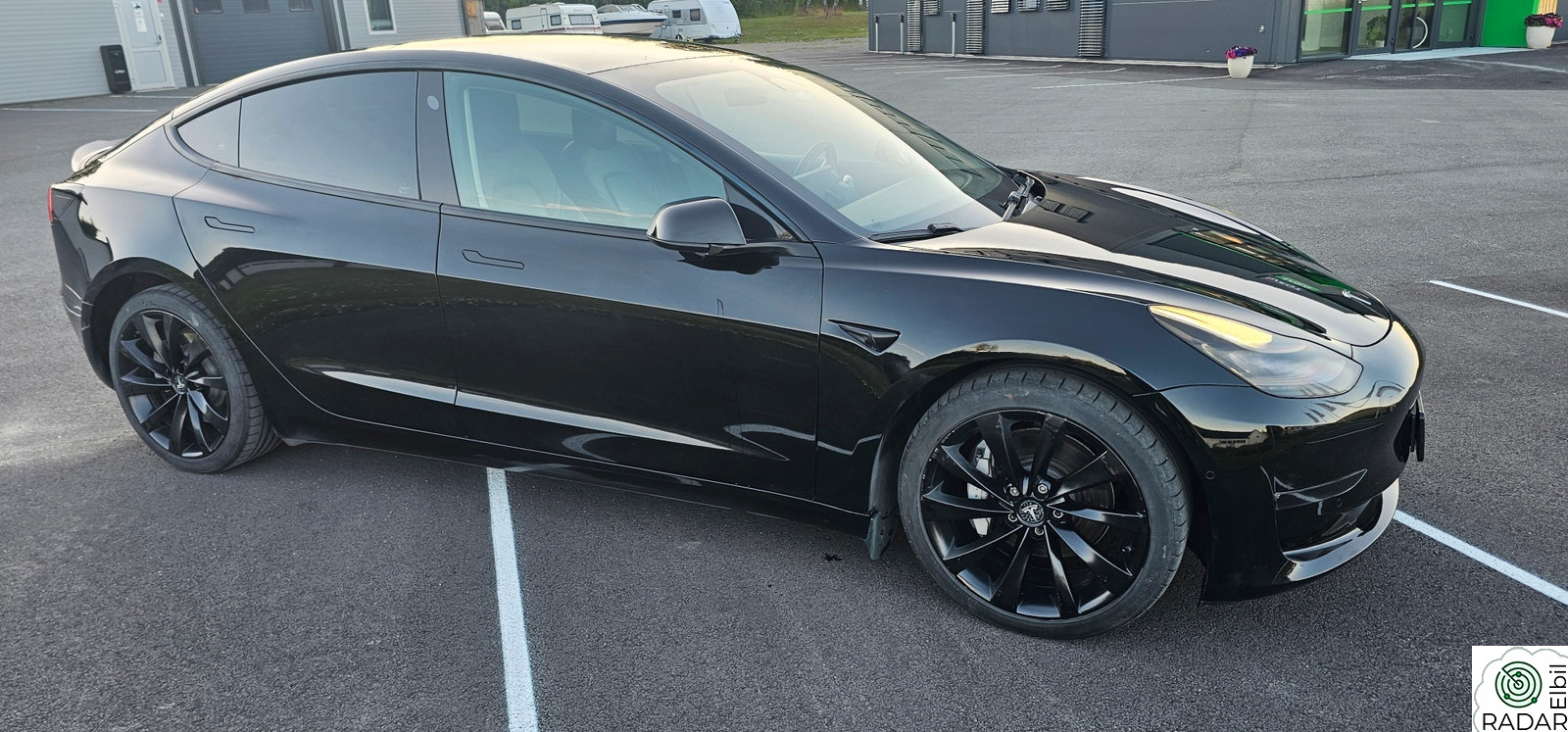 TESLA Model 3 Long Range AWD