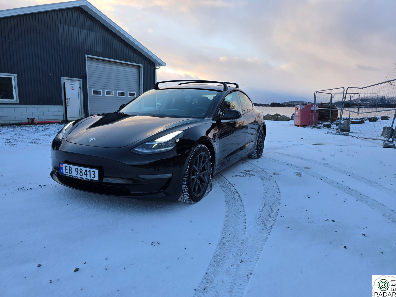 TESLA Model 3 Long Range AWD