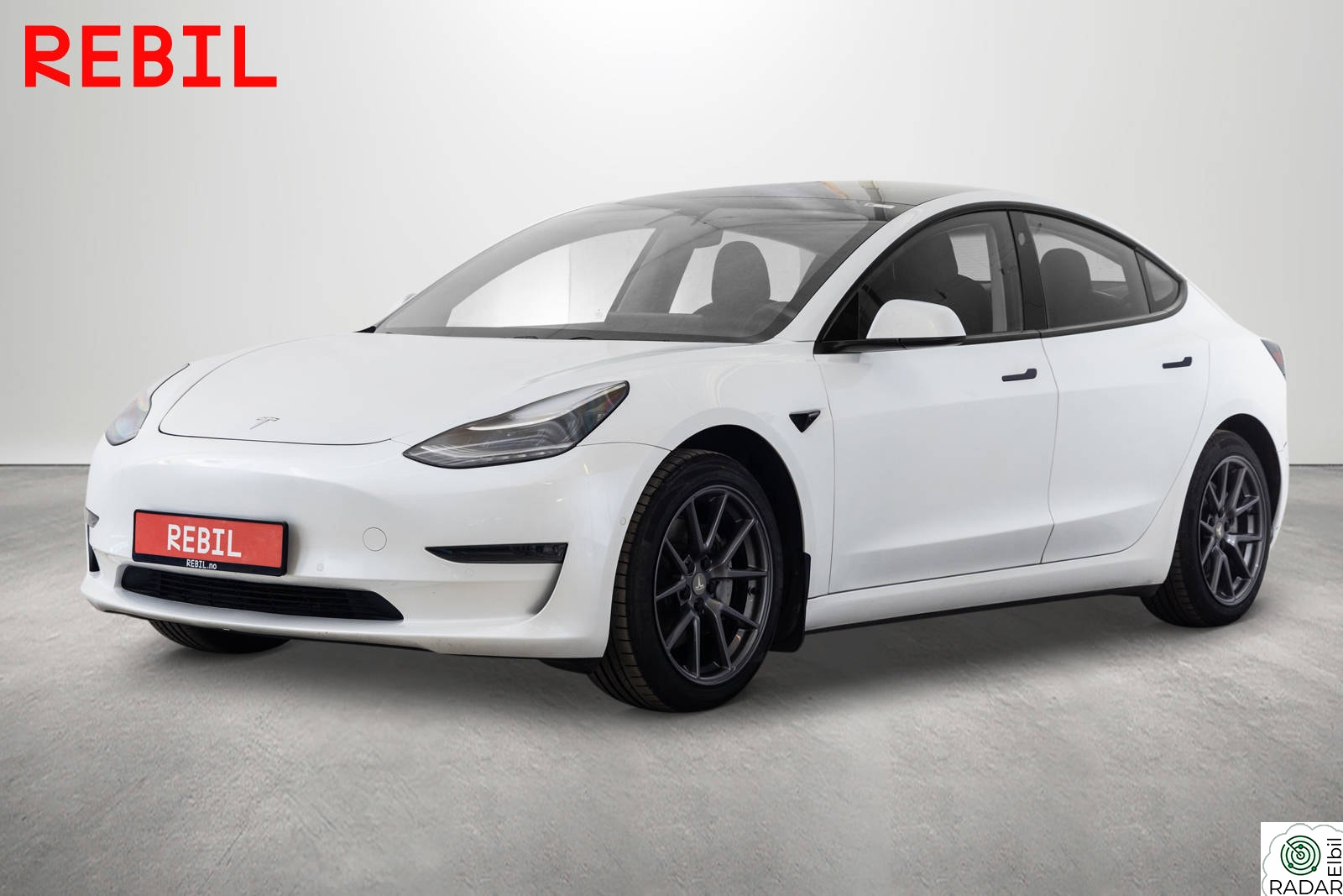 TESLA Model 3 Long Range/Autopilot/V.pumpe/R.Kam/MCU2/AWD