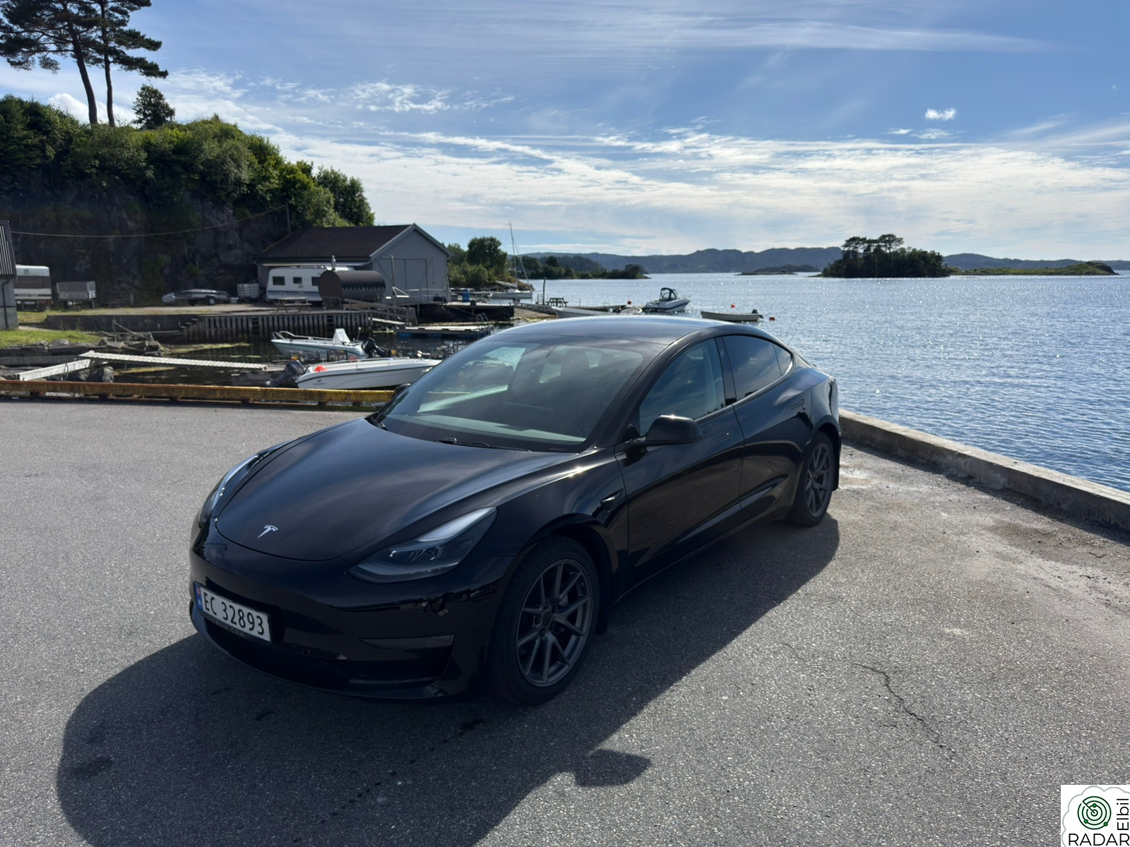 TESLA Model 3 Long Range AWD